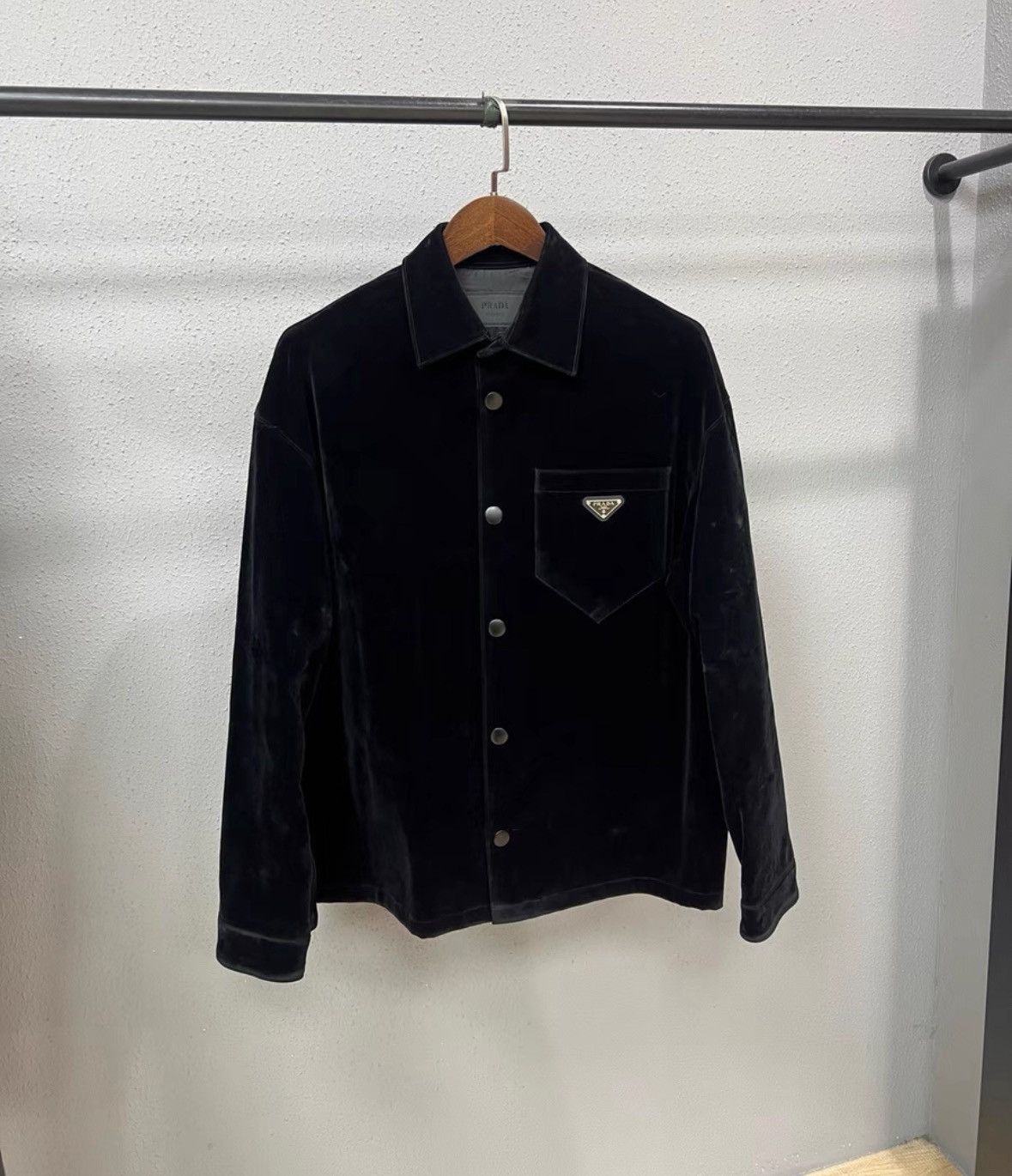 Prada PRADA Velvet Jacket in Size M -2506 Size US M / EU 48-50 / 2 - 1 Thumbnail