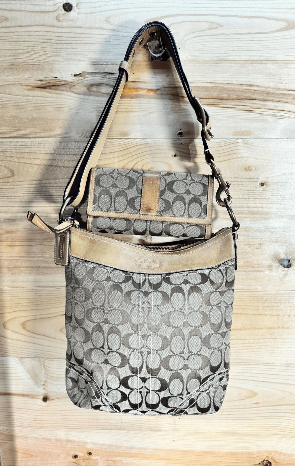 Coach Coach Legacy Vintage Convertible Bucket Duffel Bag & Wallet Size ONE SIZE - 1 Thumbnail