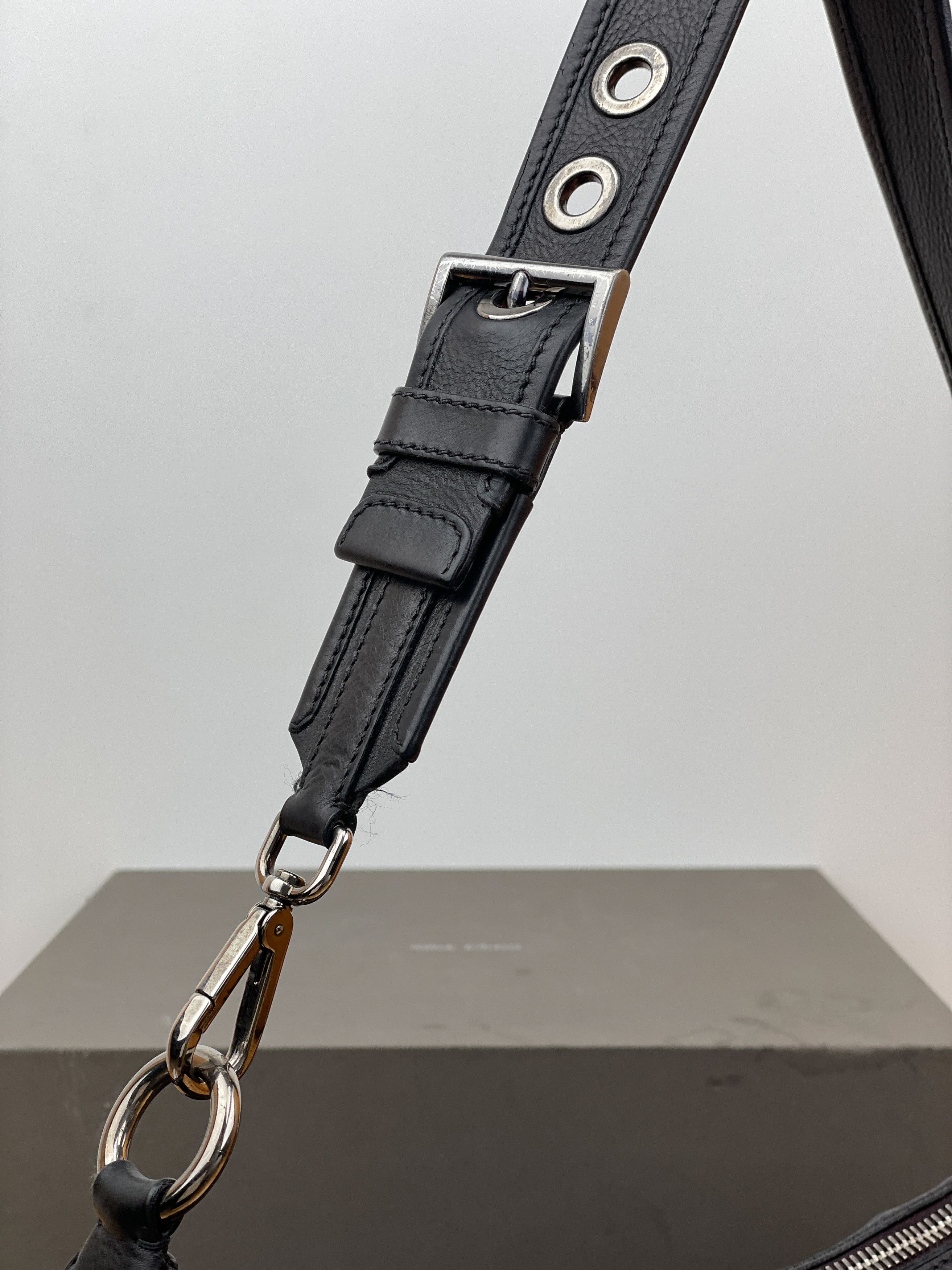 Prada Prada 2000s Leather Hobo Shoulder Bag Size ONE SIZE - 15 Thumbnail