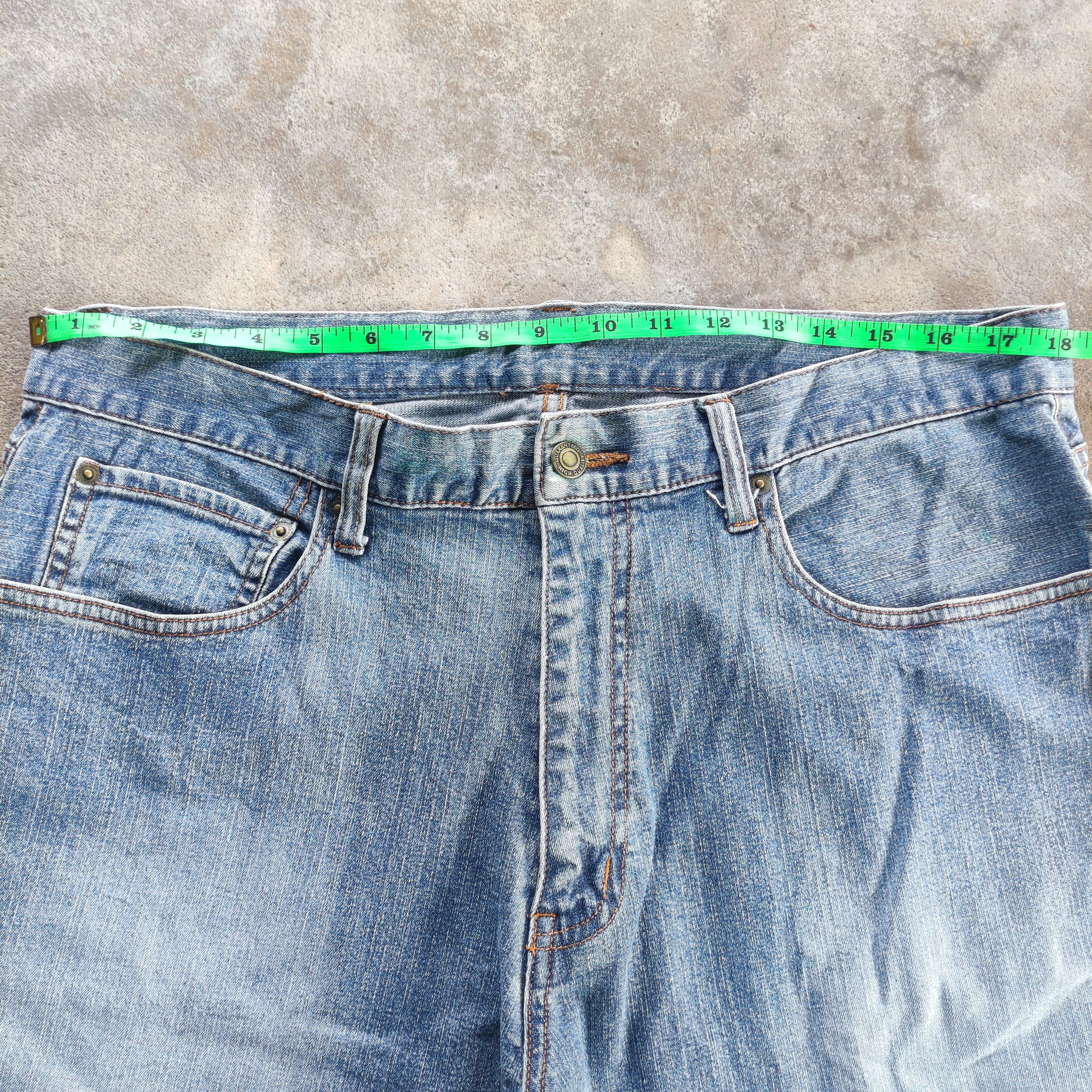 Japanese Brand Vintage Topvalu Brand Buggy Jeans Faded Ripped Pants Size US 37 - 7 Thumbnail