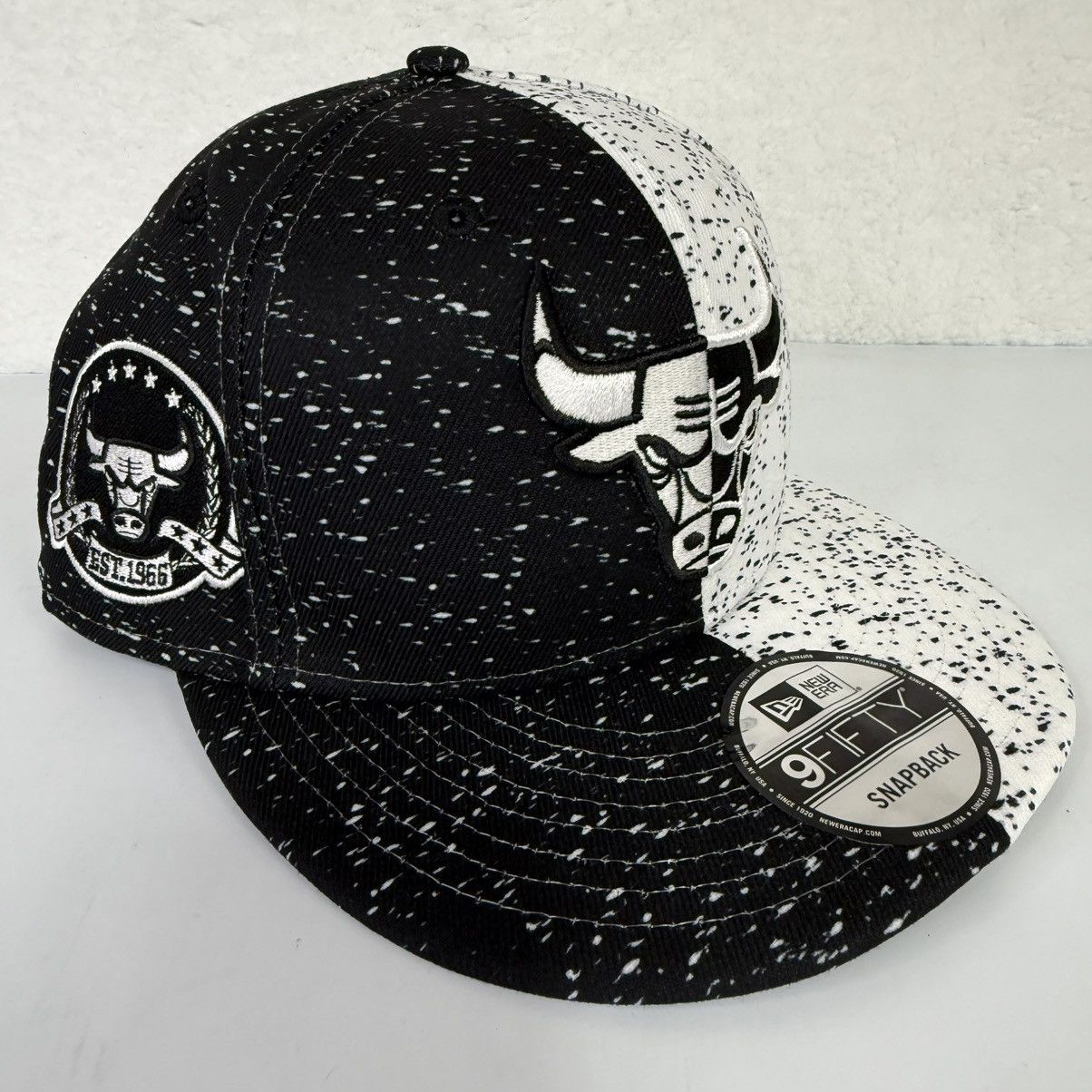 New Era Chicago Bulls New Era Snapback Jordan Retro 6 Oreo w/ Patch Size ONE SIZE - 2 Thumbnail