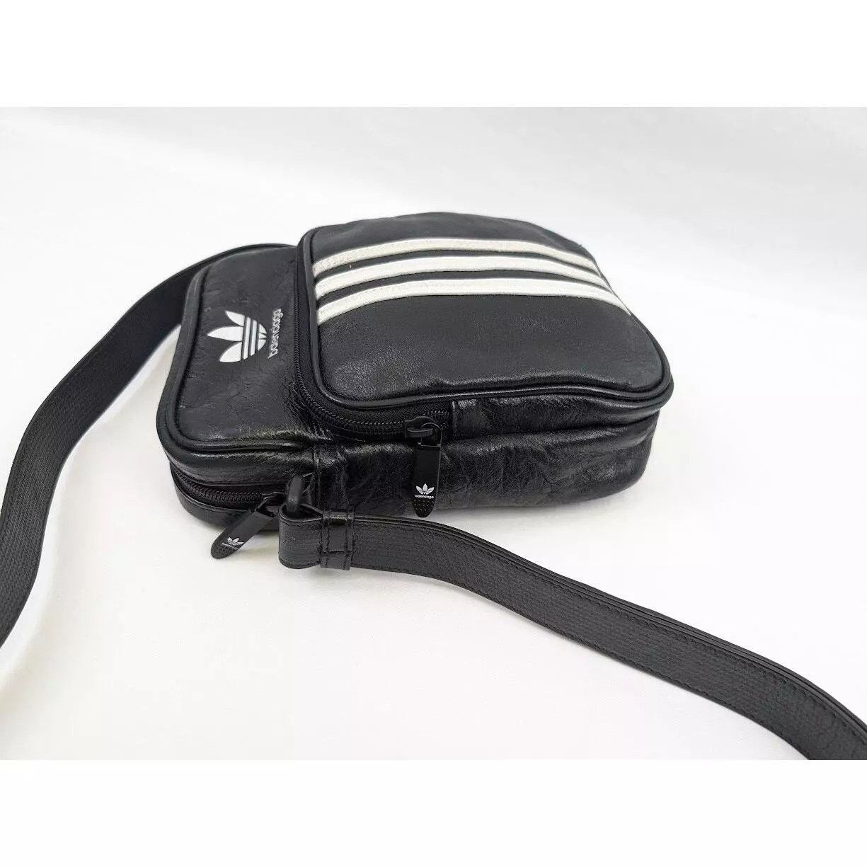 Adidas × Balenciaga o1rshd1 Size:OS / Messenger Crossbody Bag in Black/White Size ONE SIZE - 4 Thumbnail