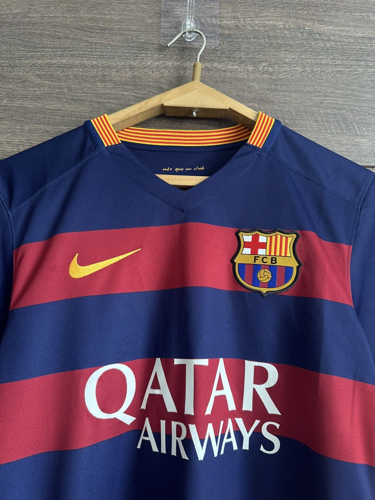 Nike Nike Barcelona 2015/2016 Home Away Jersey Football T-Shirt Size US S / EU 44-46 / 1 - 4 Thumbnail