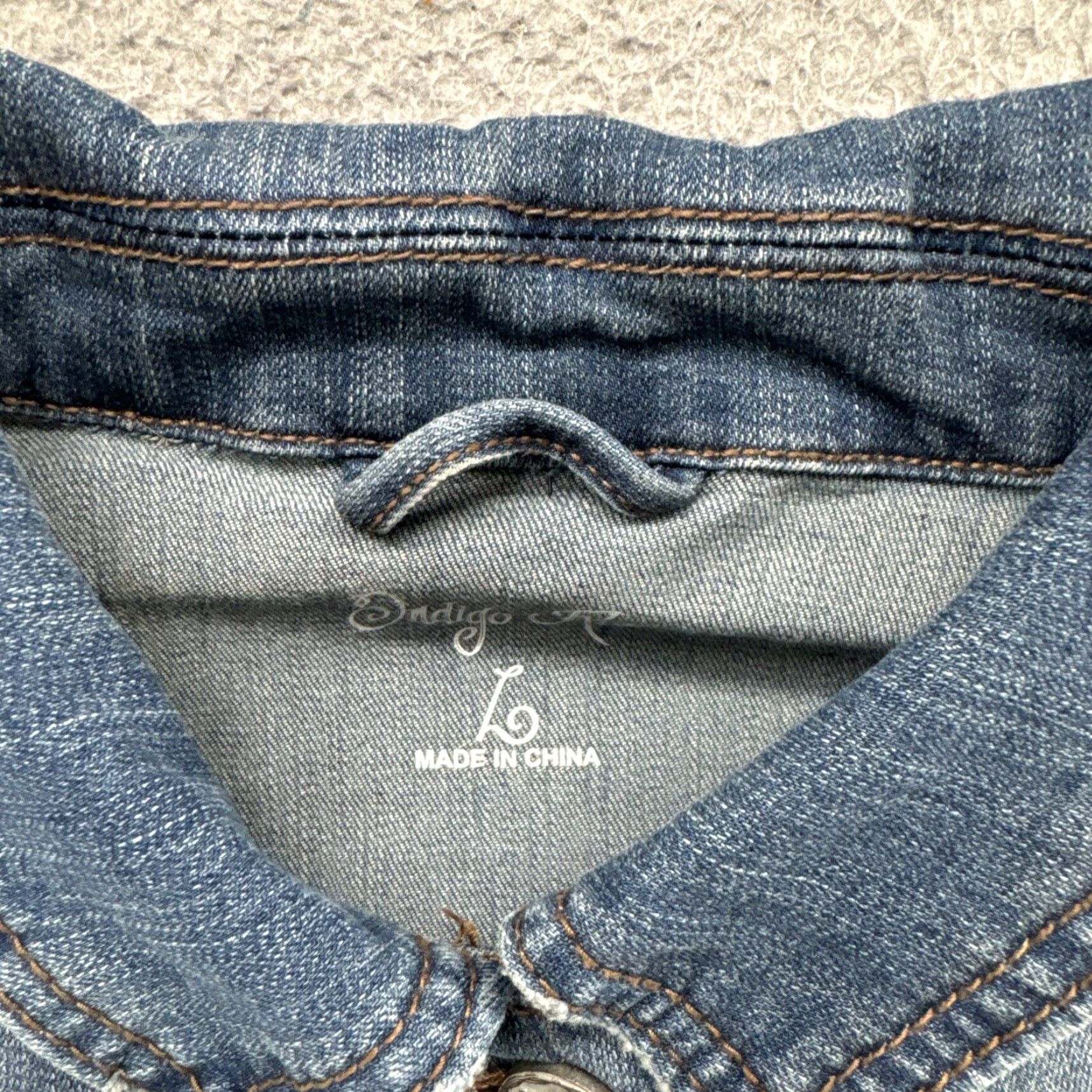 Denime VINTAGE Indigo Rein Distressed Denim Jacket Button Up Large Denim Jacket Women Size 36" / US 14 / IT 50 - 3 Thumbnail