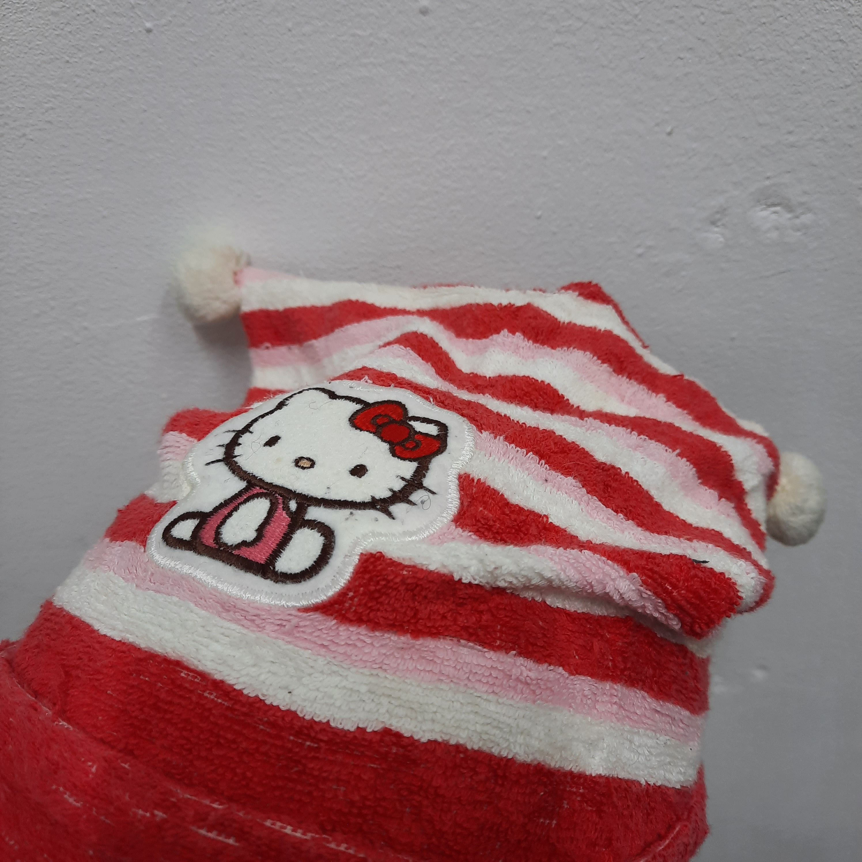 Japanese Brand 🐱 Vintage hello kitty by sanrio hurn anime beanie hat Size ONE SIZE - 3 Thumbnail
