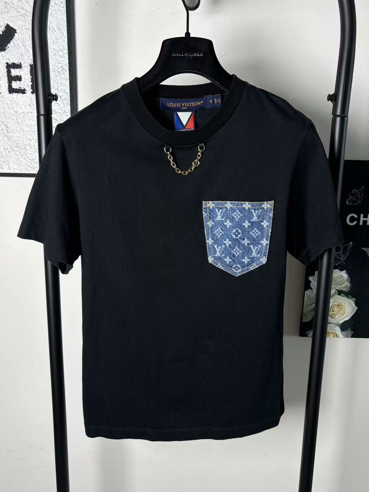 Louis Vuitton Louis Vuitton White T-Shirt xs Men Size US XS / EU 42 / 0 - 1 Thumbnail