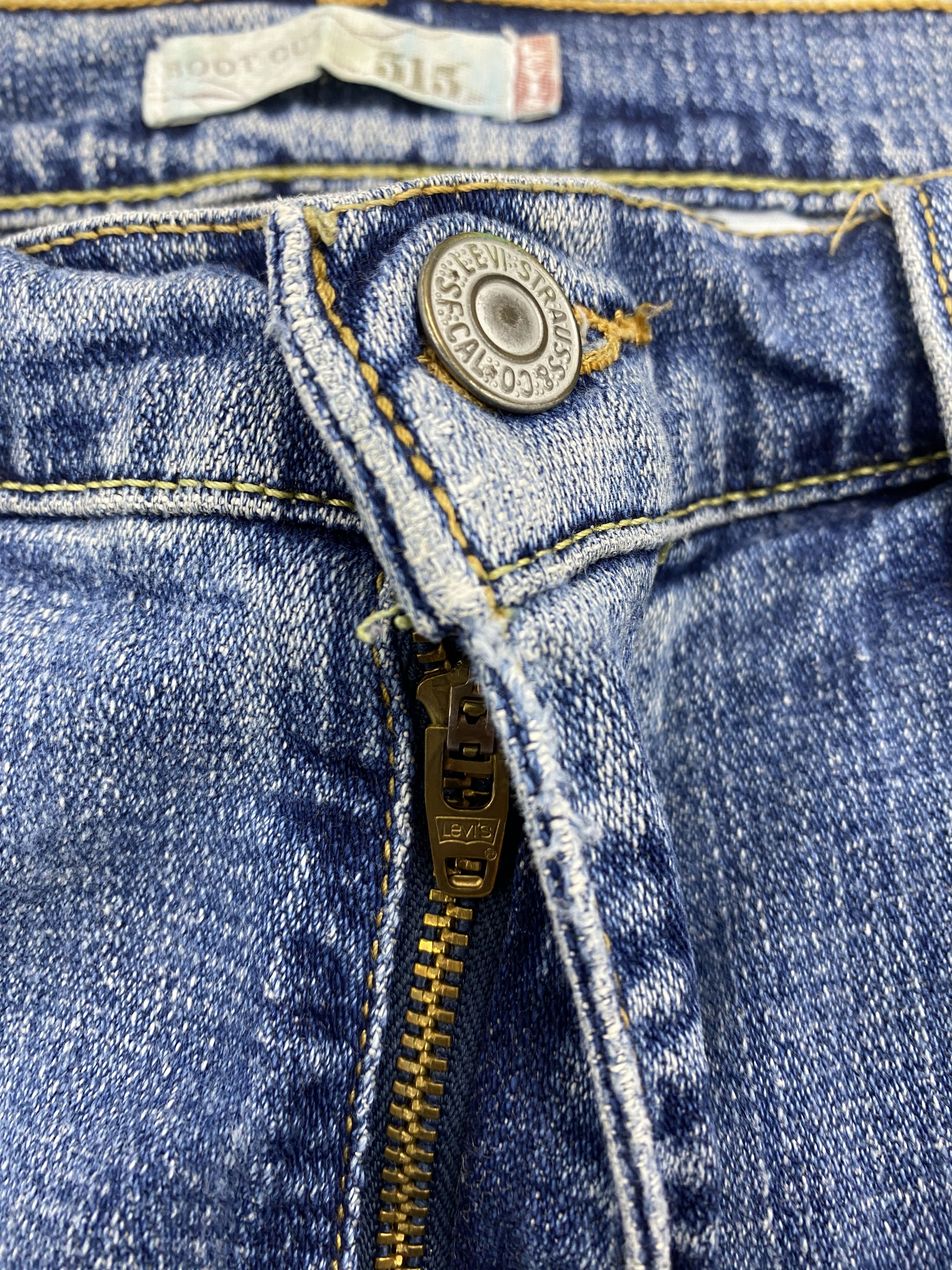 Levi's Vintage Levis 515 Flared Bootcut Faded Blue Jeans 32x29 Size 32" / US 10 / IT 46 - 12 Thumbnail