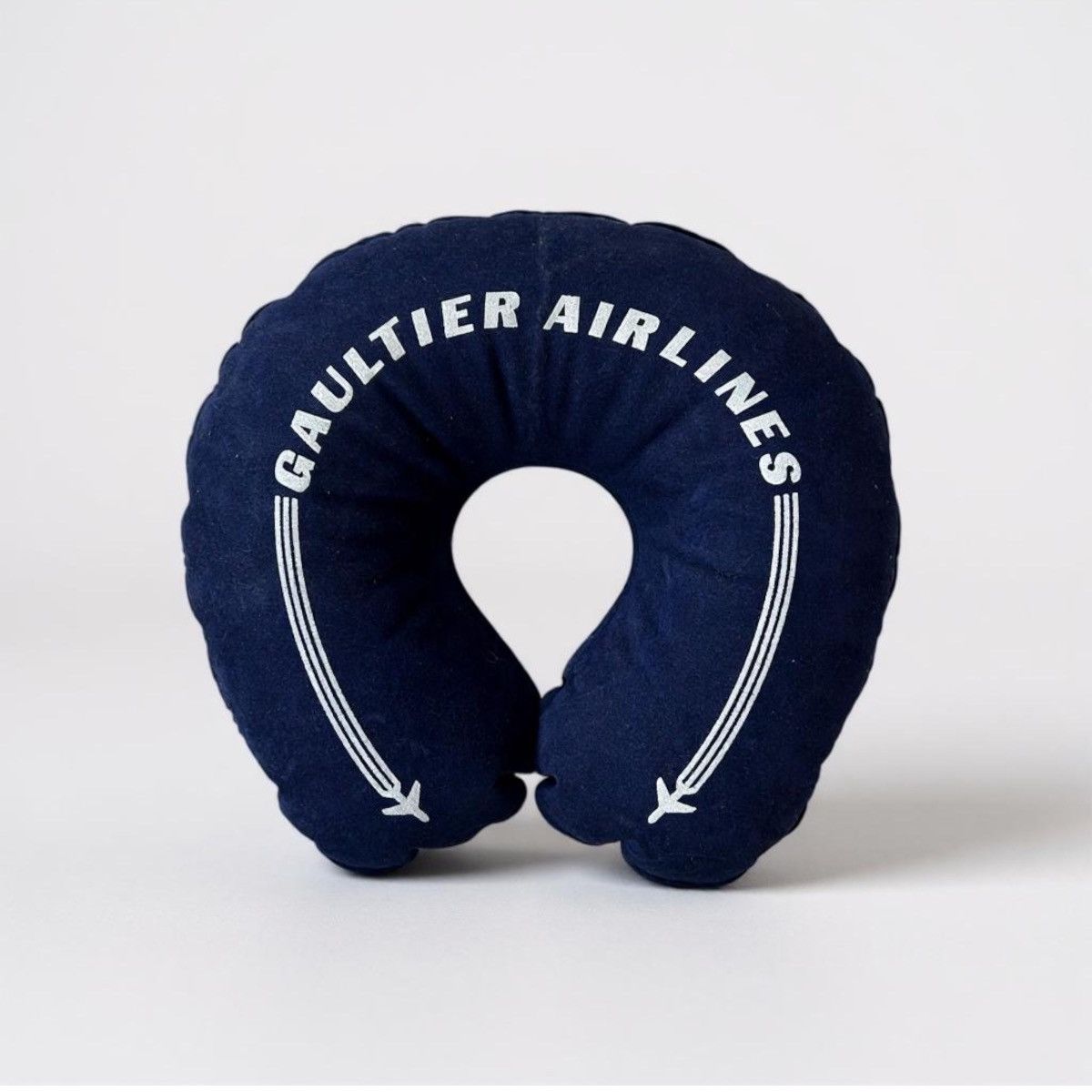 Jean Paul Gaultier Vintage Jean Paul Gaultier travel pillow Size ONE SIZE - 1 Thumbnail