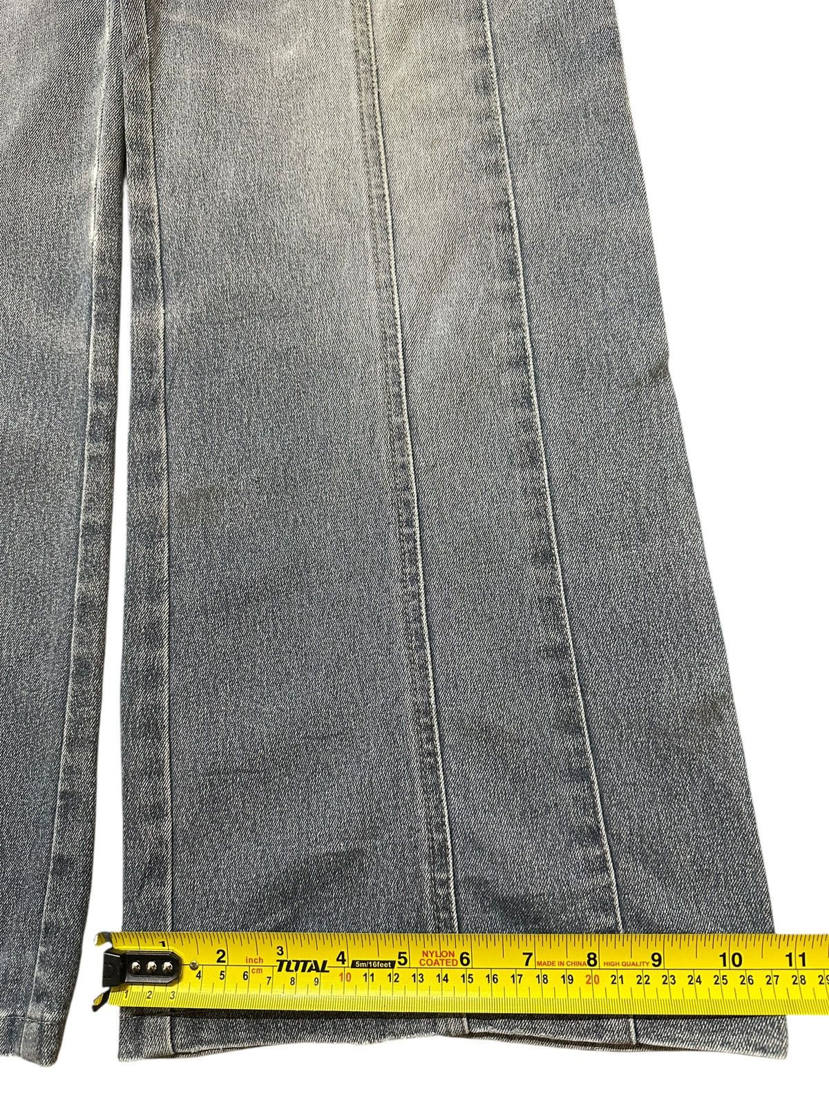Japanese Brand Vintage Japanese Brand Blue Faded Wash Wide Leg Baggy Jeans Size US 30 / EU 46 - 16 Thumbnail