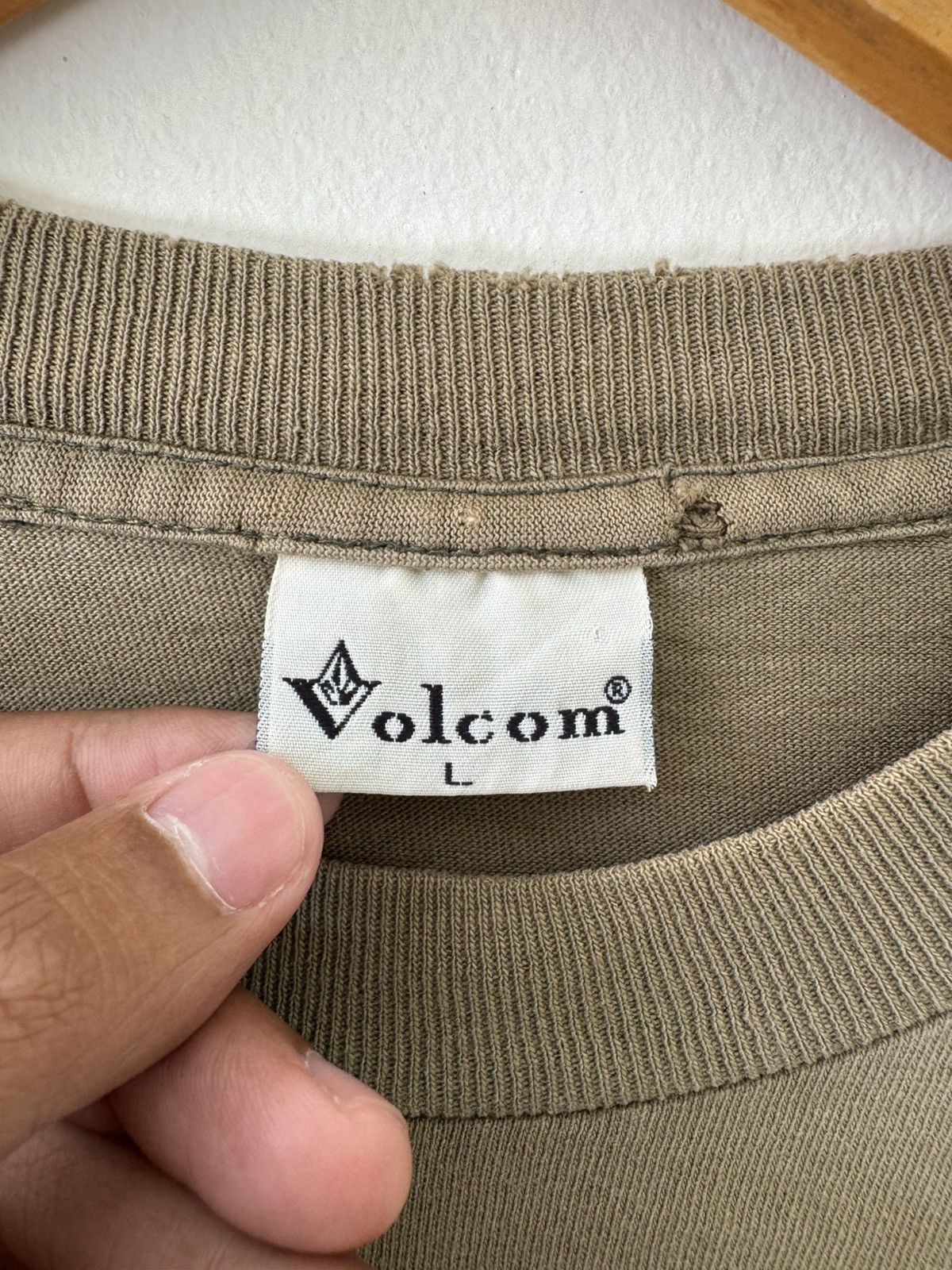 Volcom VINTAGE 90’S VOLCOM T-SHIRT Size US L / EU 52-54 / 3 - 7 Thumbnail