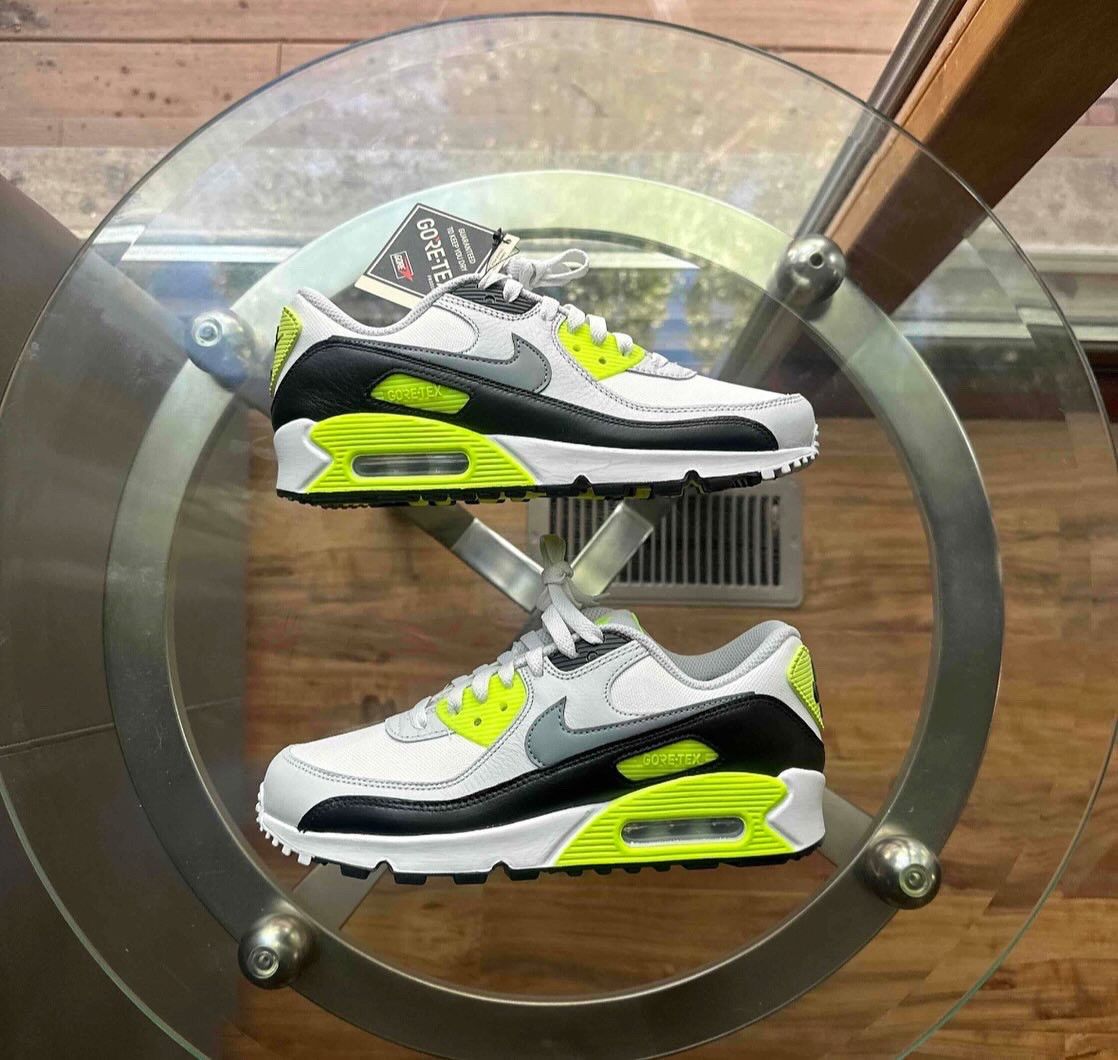 Nike Nike X Goretex Air Max 90 Neon Size 6 Mens / 7.5 Womens NEW Size US 6 / EU 39 - 1 Thumbnail