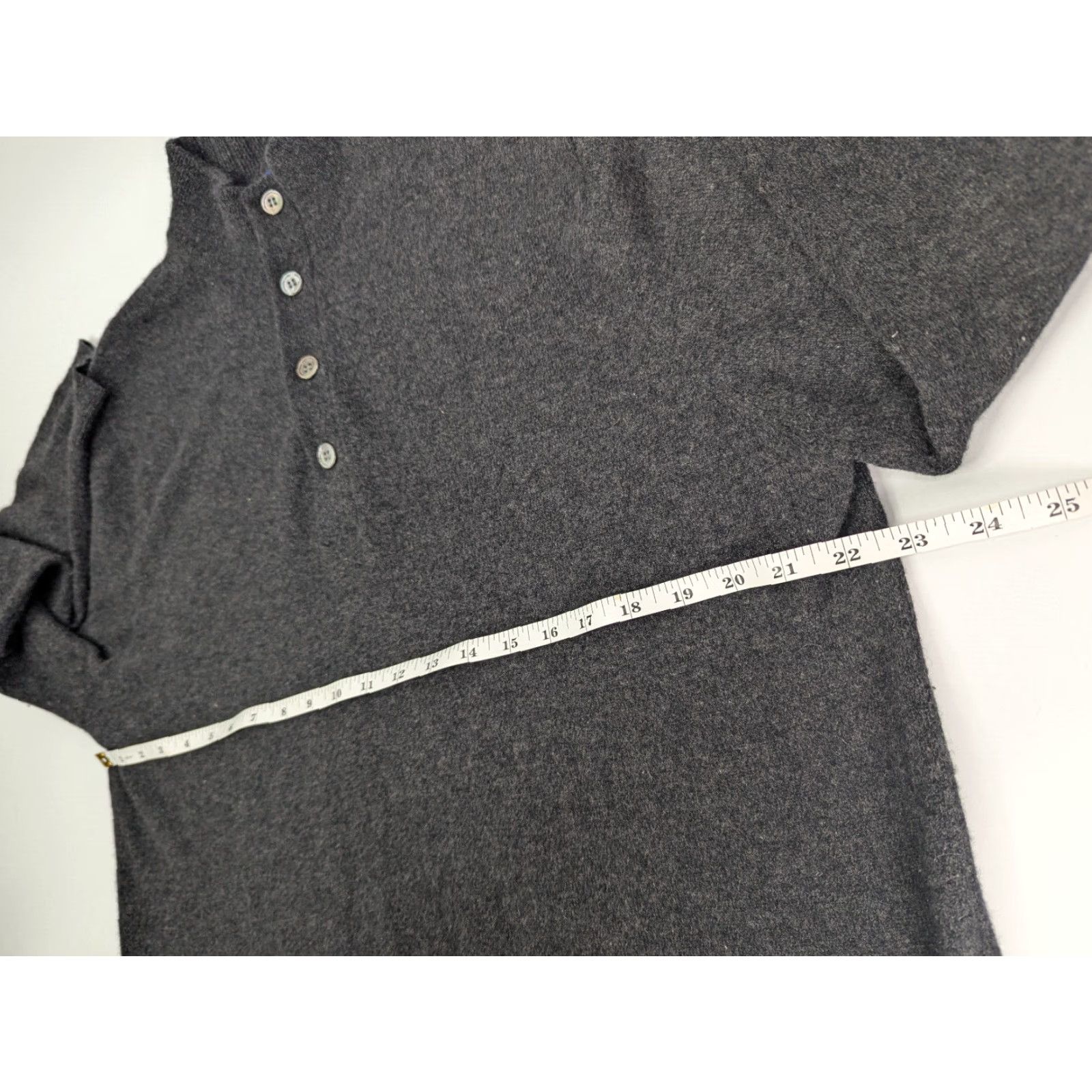 J.McLaughlin J. McLaughlin Grey Cashmere Blend 1/4 Button Pullover Mock Neck Sweater Size L Size US L / EU 52-54 / 3 - 6 Thumbnail
