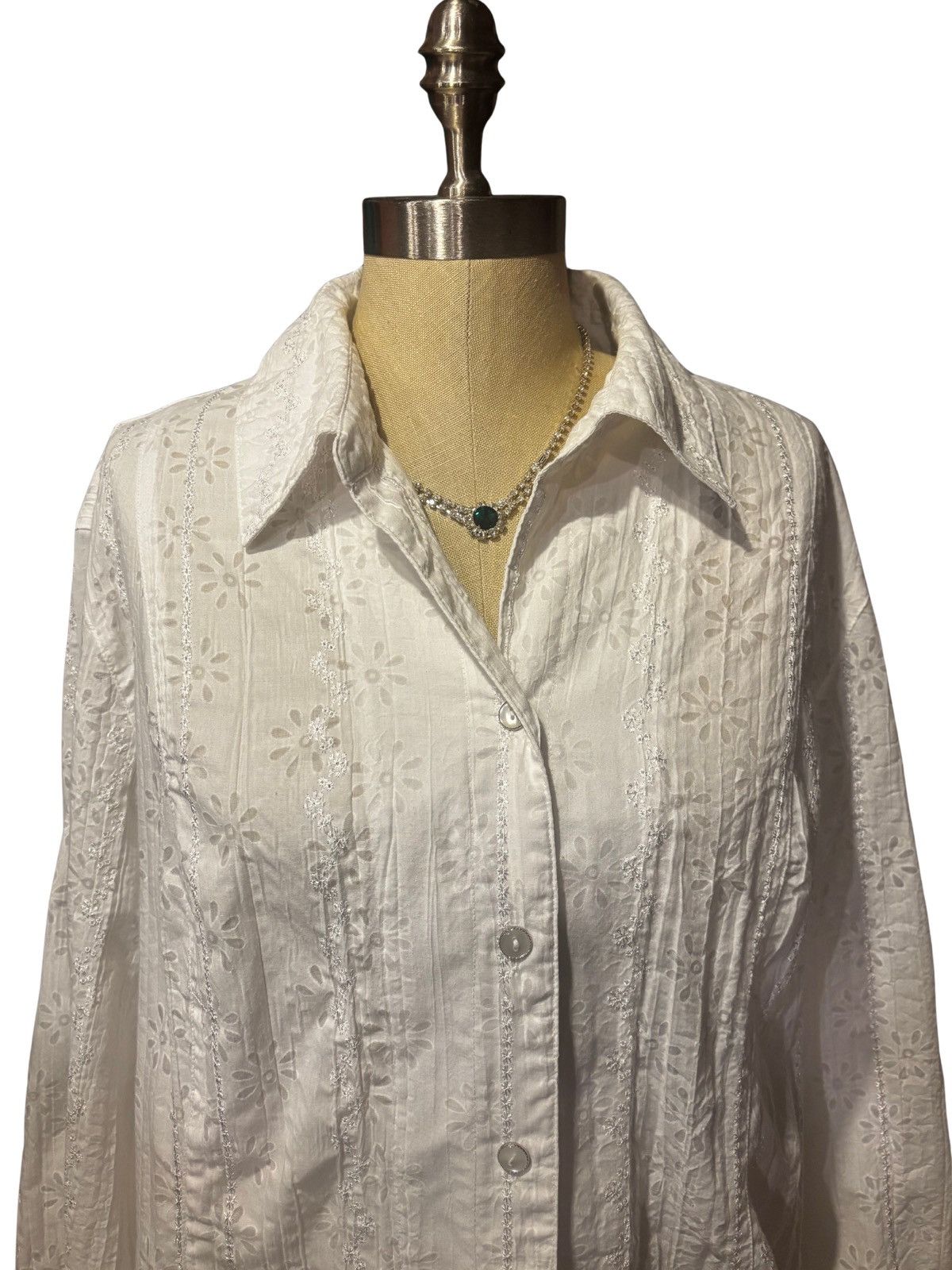 Other Women’s white embroidered Shirt.wt2525 Size XXL / US 16-18 / IT 52-54 - 2 Thumbnail