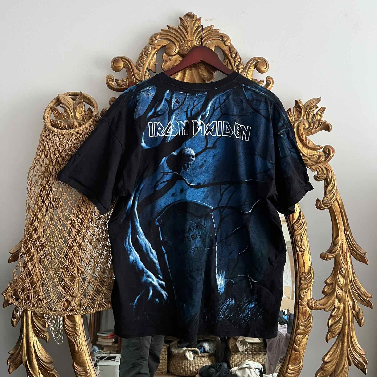 Band Tees Iron Maiden All Print Tee 2007 Under License Vintage Band Size US XXL / EU 58 / 5 - 2 Thumbnail