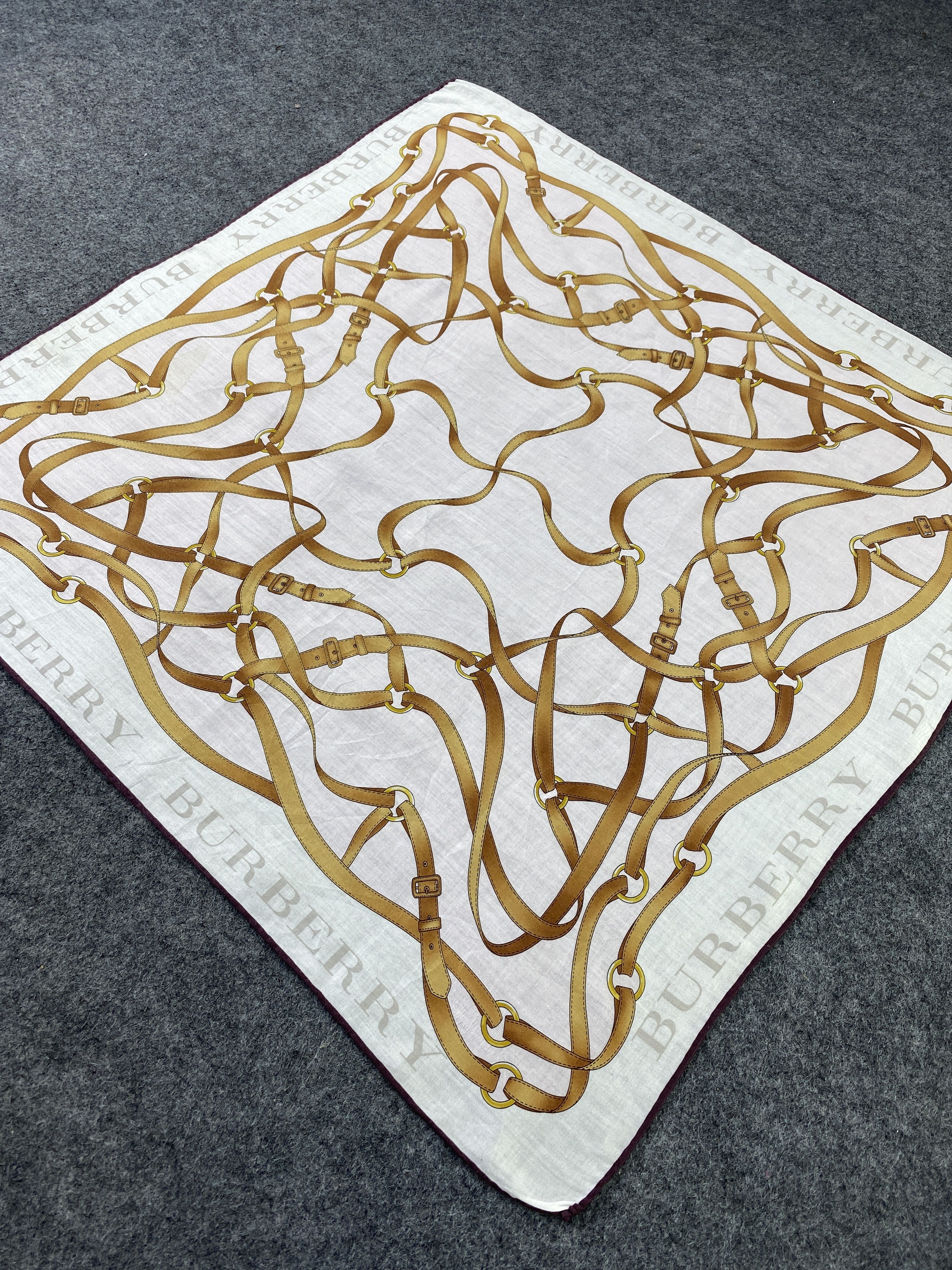Burberry Burberry Handkerchief / Bandana / Neckerchief-B440 Size ONE SIZE - 4 Thumbnail