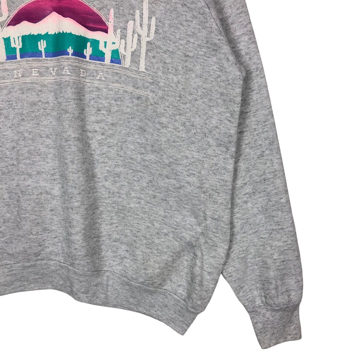 Vintage 🔥90’s Vintage Crewneck Sweatshirt Revada Los Vegas Hawaii Size US XL / EU 56 / 4 - 5 Thumbnail