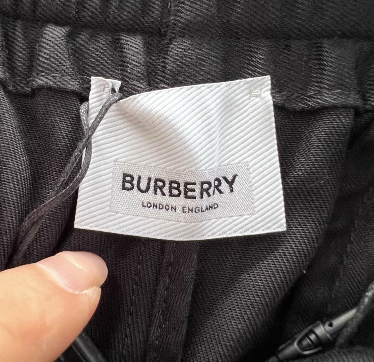 Burberry Burberry Black Pocket Shorts J41 Size US 34 / EU 50 - 3 Thumbnail