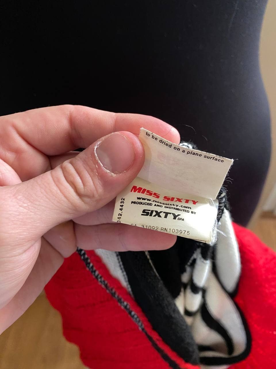 Miss Sixty MISS SIXTY Wool Blend Knit Sweater Cut-Out Waist Ring Detail Size L / US 10 / IT 46 - 9 Thumbnail