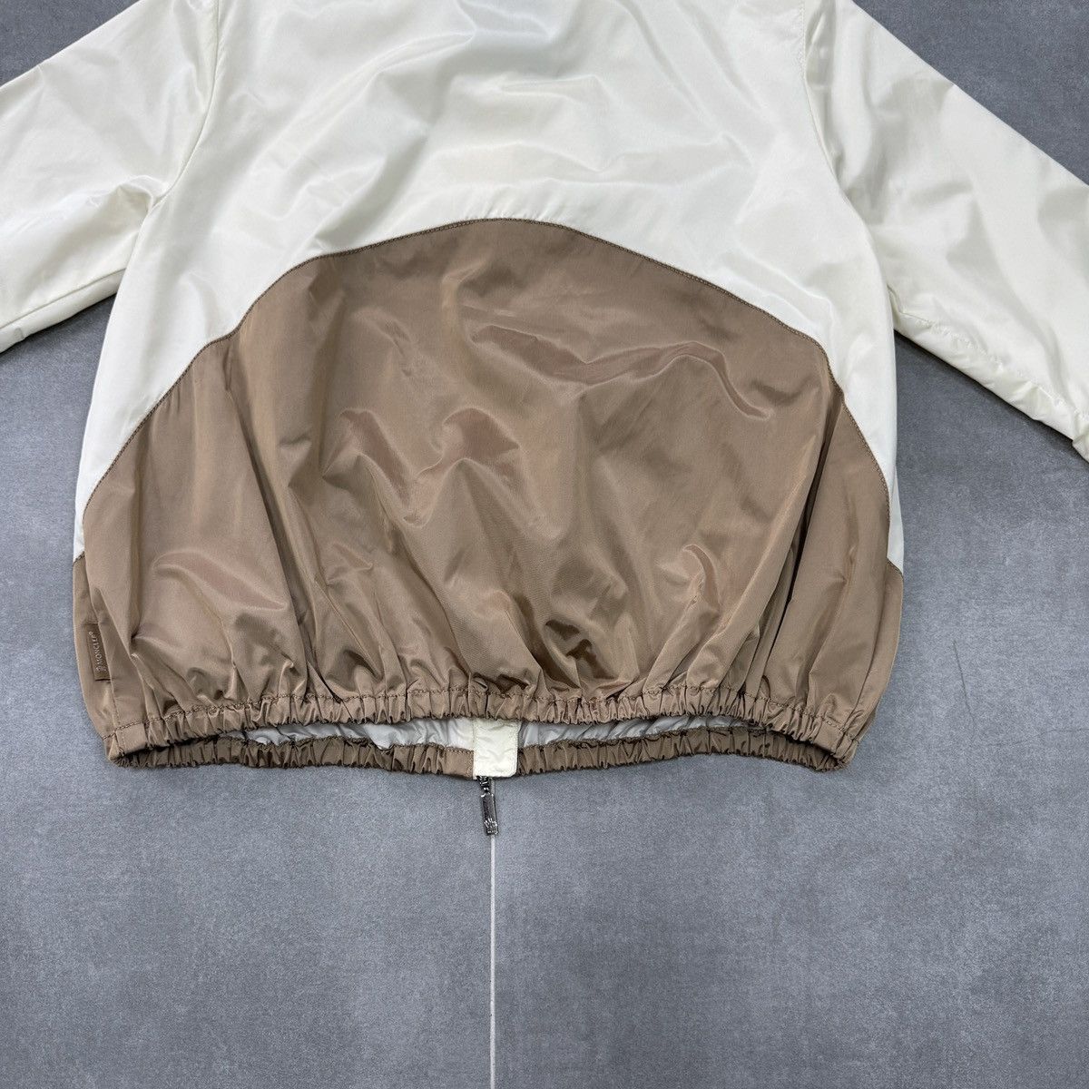 Moncler Authentic Moncler Piren Women Jacket Size 0 (S) Size S / US 4 / IT 40 - 21 Thumbnail