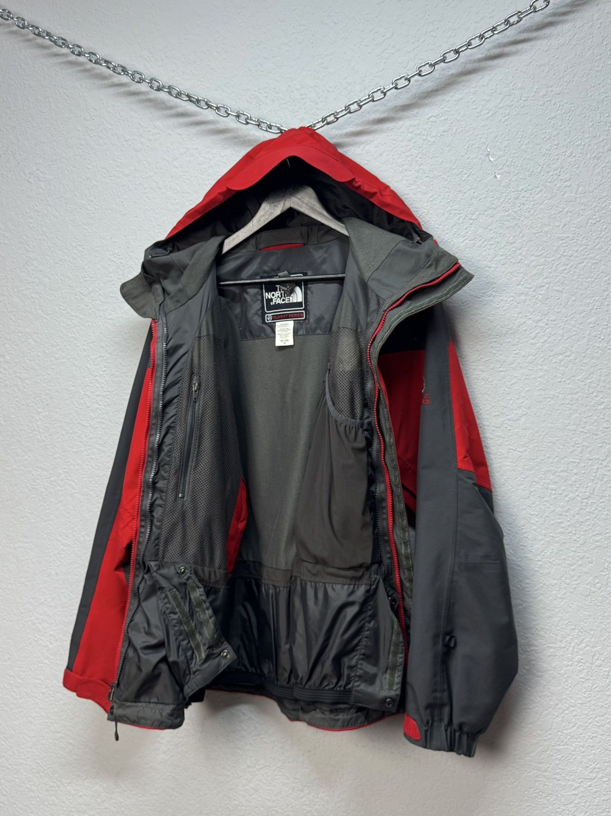 The North Face Vintage The north Face Gore-Tex Red Outdoor Arcteryx Style Size US M / EU 48-50 / 2 - 14 Thumbnail