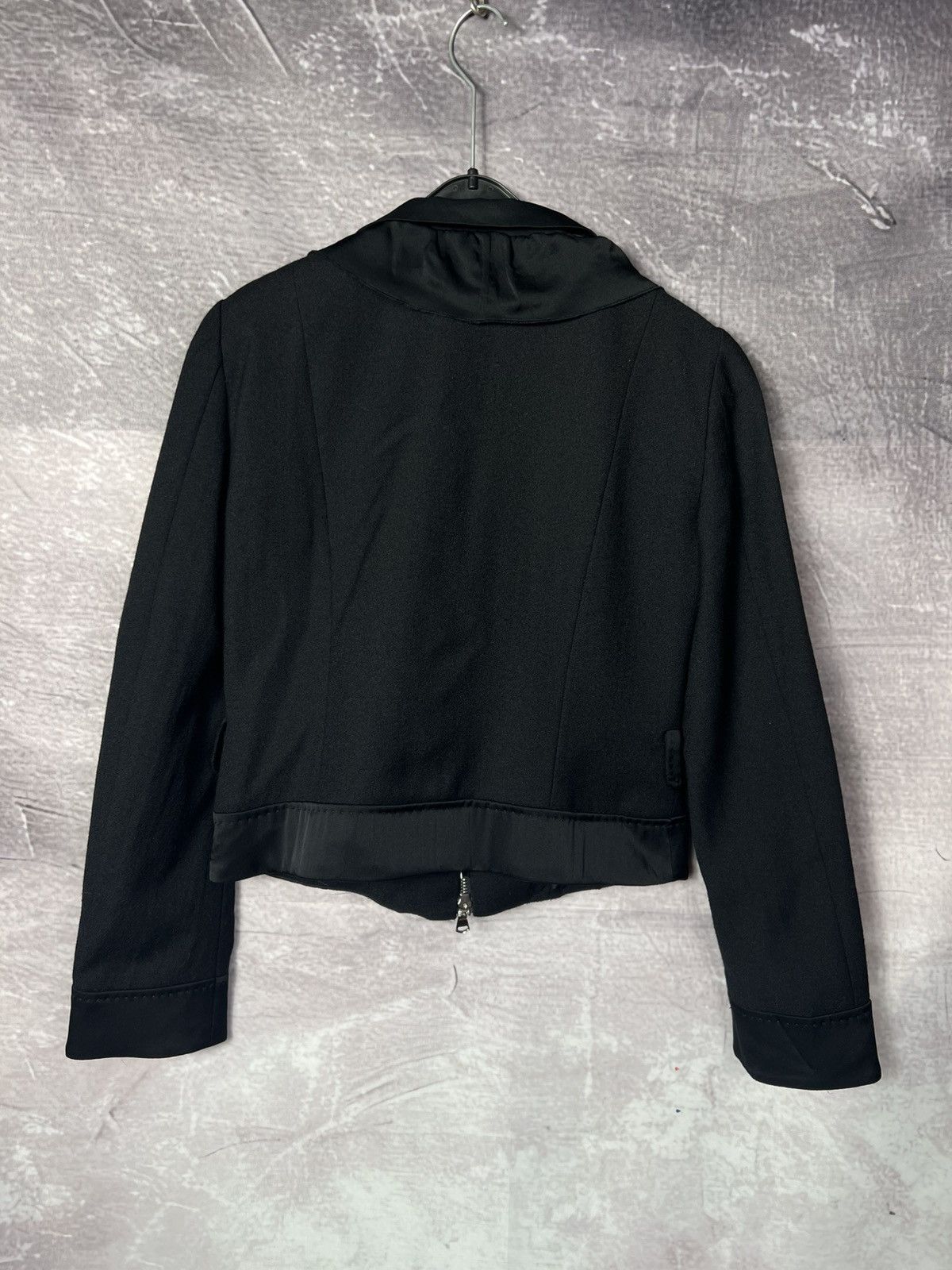 Moschino Moschino Chip And Chic Wool Cropped Zip Blazer Jacket Size M / US 6-8 / IT 42-44 - 2 Thumbnail