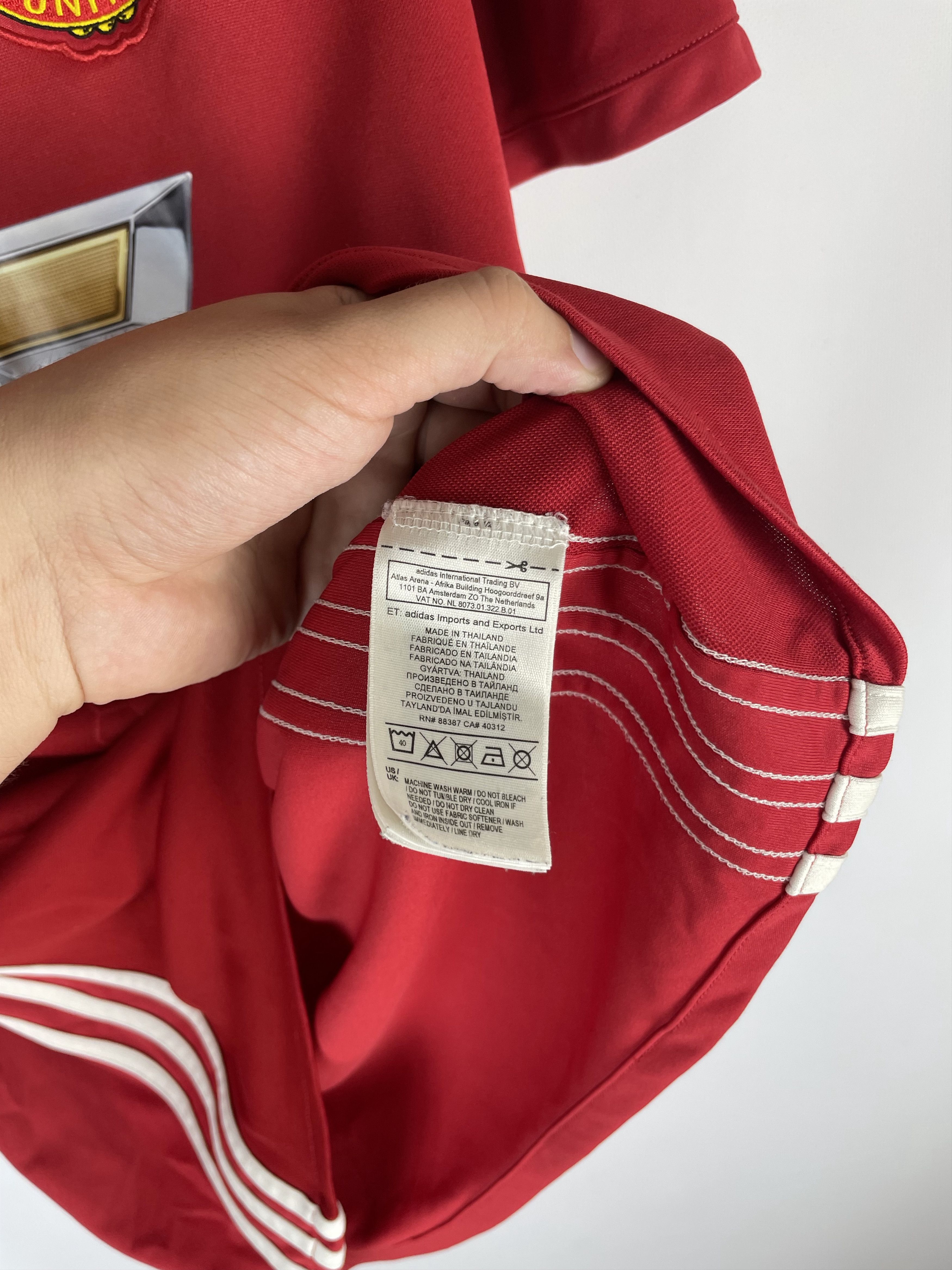 Adidas Vintage Adidas Manchester United Jersey Size US M / EU 48-50 / 2 - 8 Thumbnail