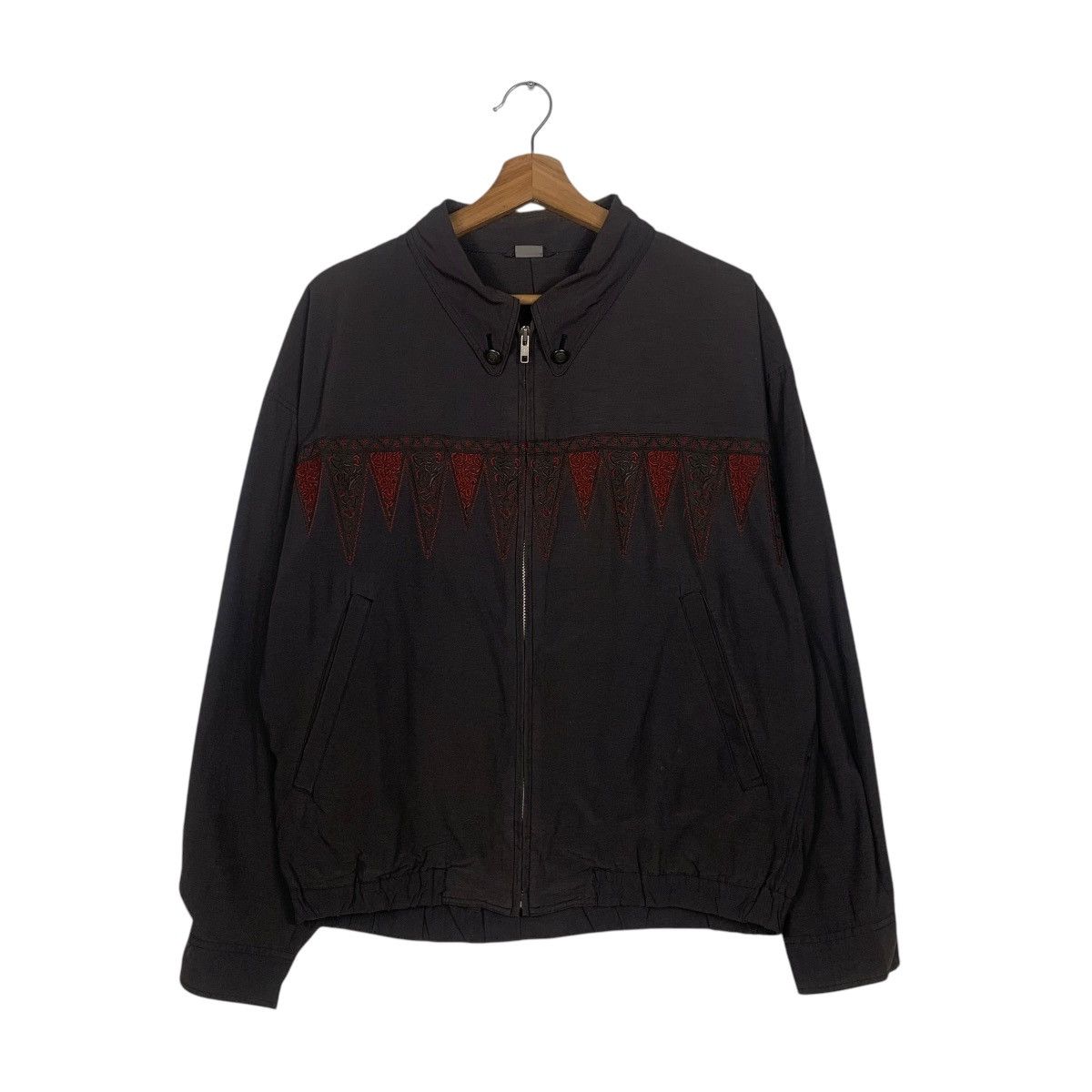 Japanese Brand INTERMEZZO Embroidery Art Logo Light Jacket #1809-C16 Size US L / EU 52-54 / 3 - 1 Thumbnail