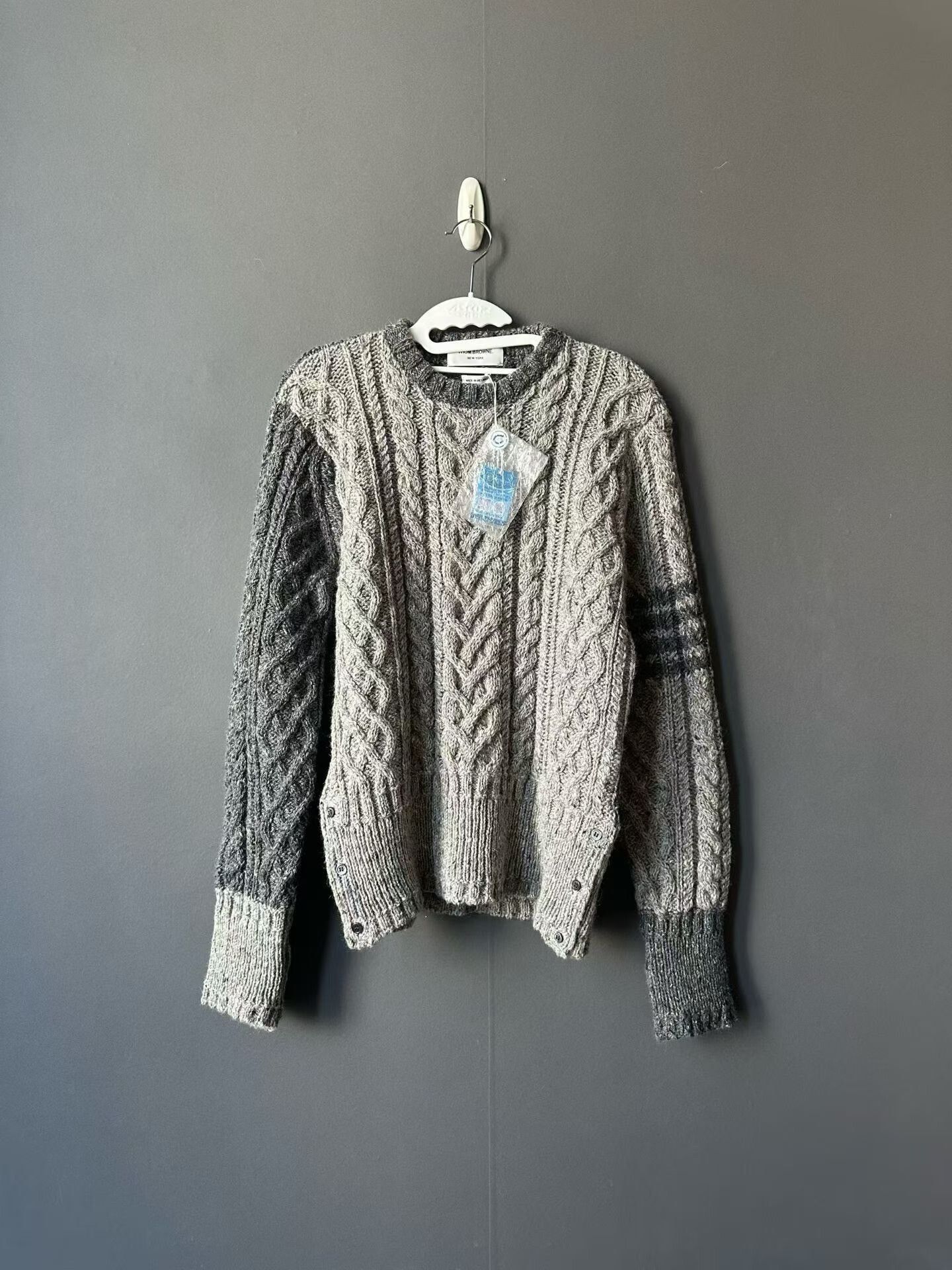 Thom Browne thom browne color-blocked knit sweater Size US M / EU 48-50 / 2 - 1 Thumbnail