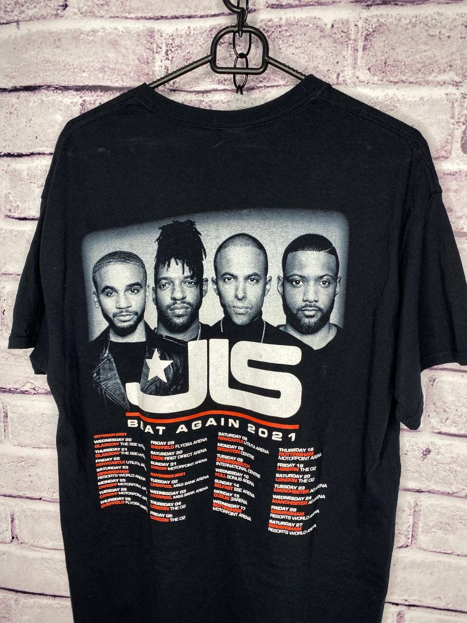 Band Tees Vintage Y2K Band Tee JLS Outta This World 2021 T-Shirt Size US L / EU 52-54 / 3 - 2 Thumbnail