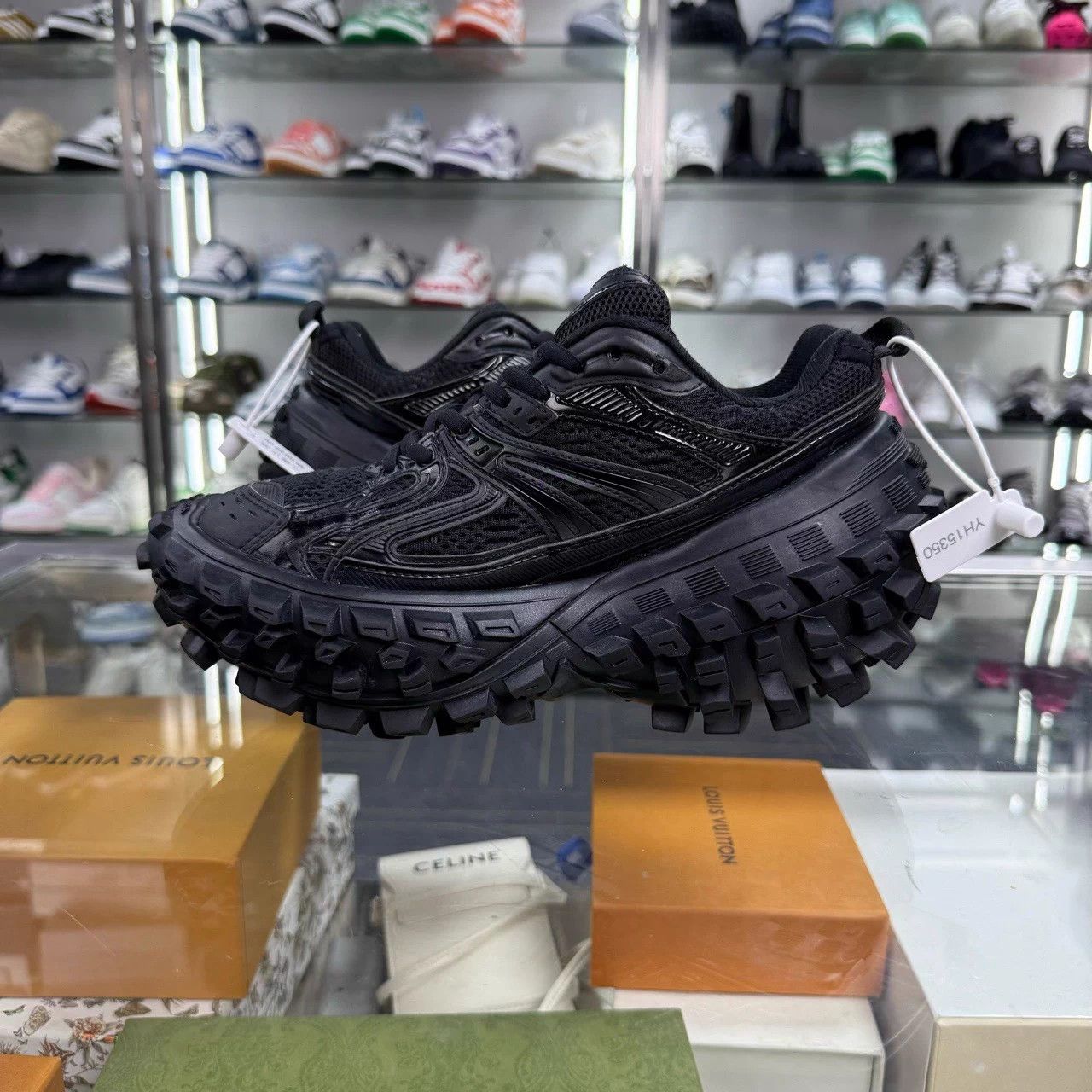 Balenciaga Balenciaga Track Trainer Black 35 Worn Once Box Size US 4.5 / IT 34.5 - 4 Thumbnail