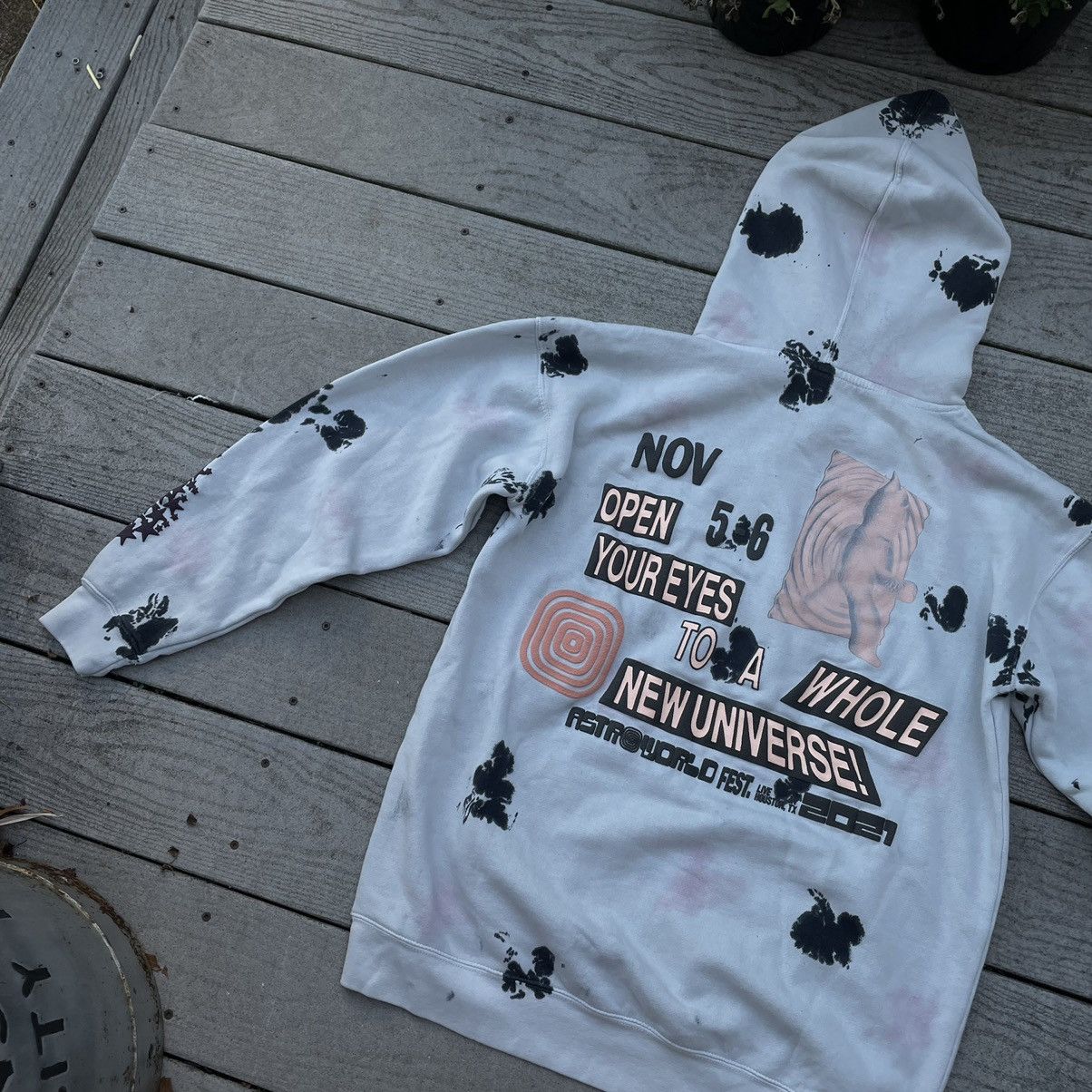 Travis Scott Rare Travis Scott Astrofest 2021 Exclusive Utopia size M Size US M / EU 48-50 / 2 - 12 Thumbnail
