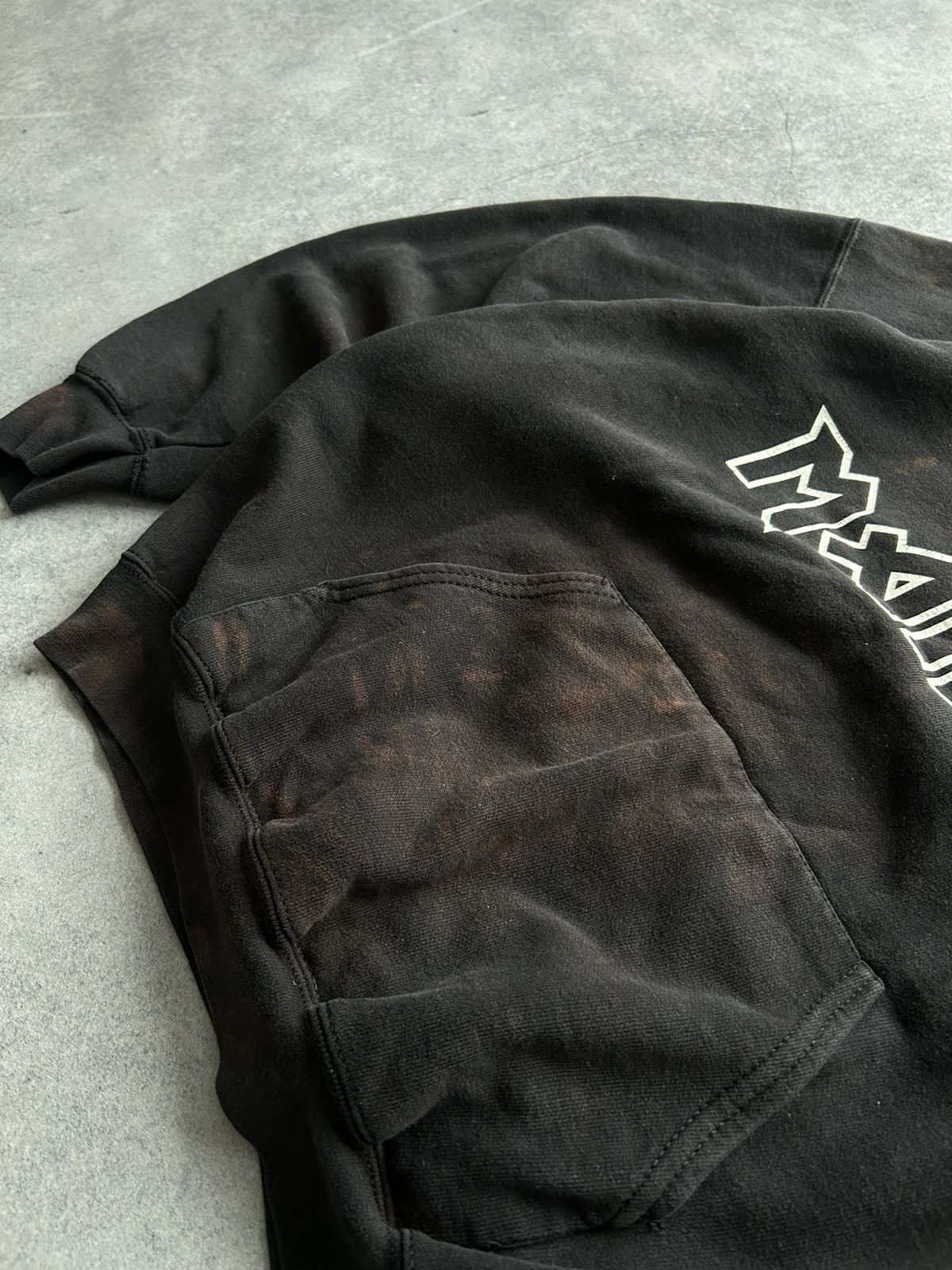 Vintage Vintage Iron Maiden Big logo Y2k faded hoodies mens 2000s Size US L / EU 52-54 / 3 - 6 Thumbnail