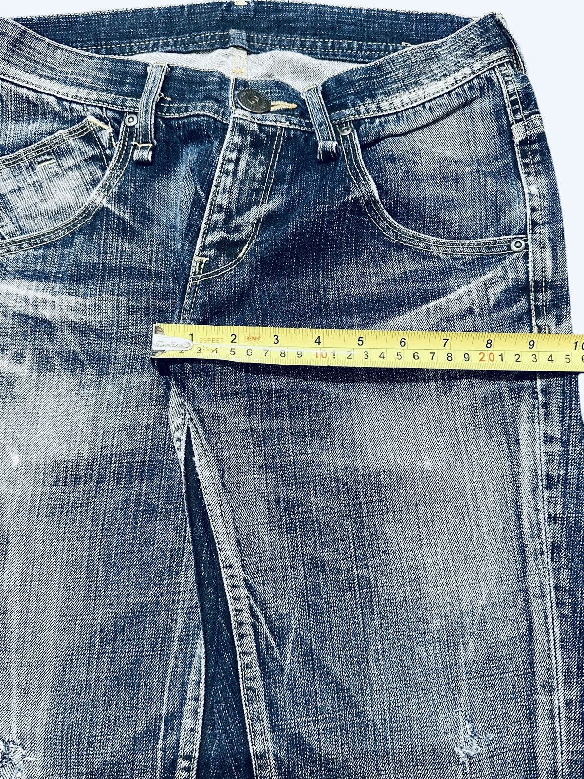 Japanese Brand Vintage Distressed Rattle Trap Faded Wash Baggy Style Size US 29 - 14 Thumbnail