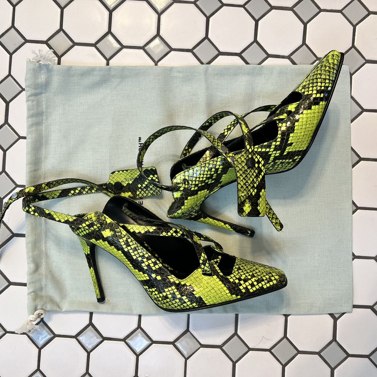 image of Off White Off-White Warped Pump - Snake Shoes in Green, Women's (Size 8)
