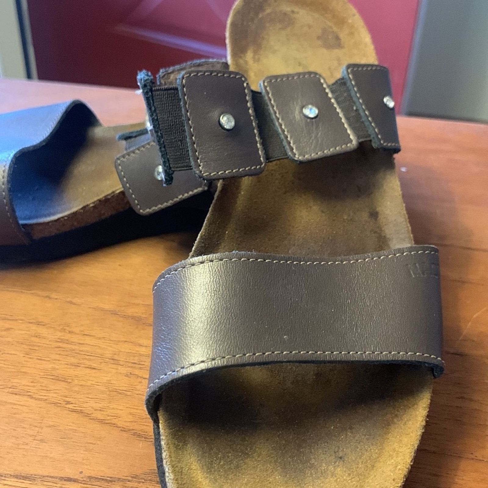 Vintage Naot Ashley metallic bronze leather sandals "gems" on strap Size US 9 / IT 39 - 2 Thumbnail