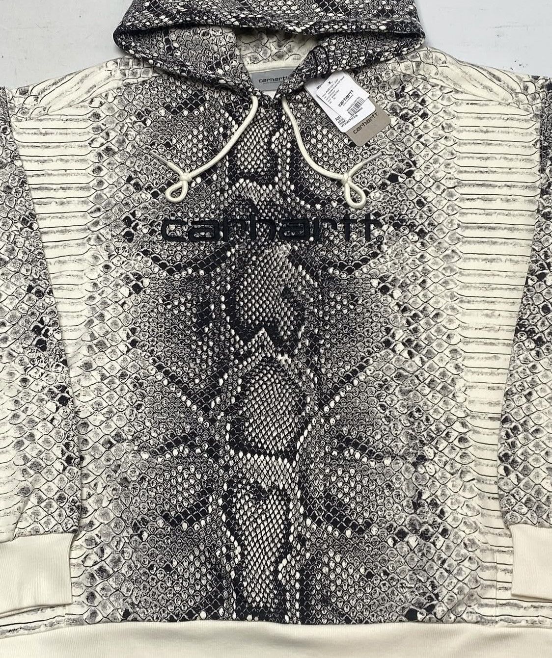Carhartt Wip Carhartt Wip Year of the Snake Drop Japan Sweatshirt size L Size US L / EU 52-54 / 3 - 13 Thumbnail