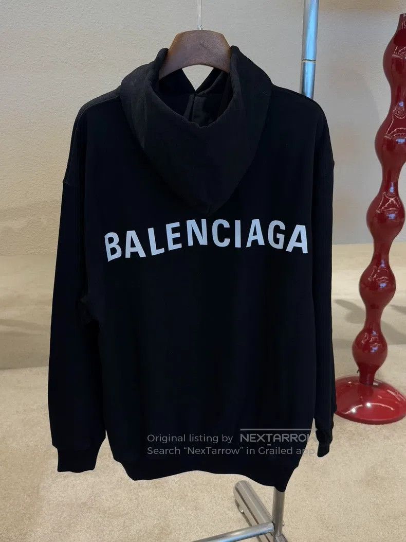 Balenciaga Balenciaga Black Back Big Logo Printed Hooded Sweatshirt Size US S / EU 44-46 / 1 - 1 Thumbnail