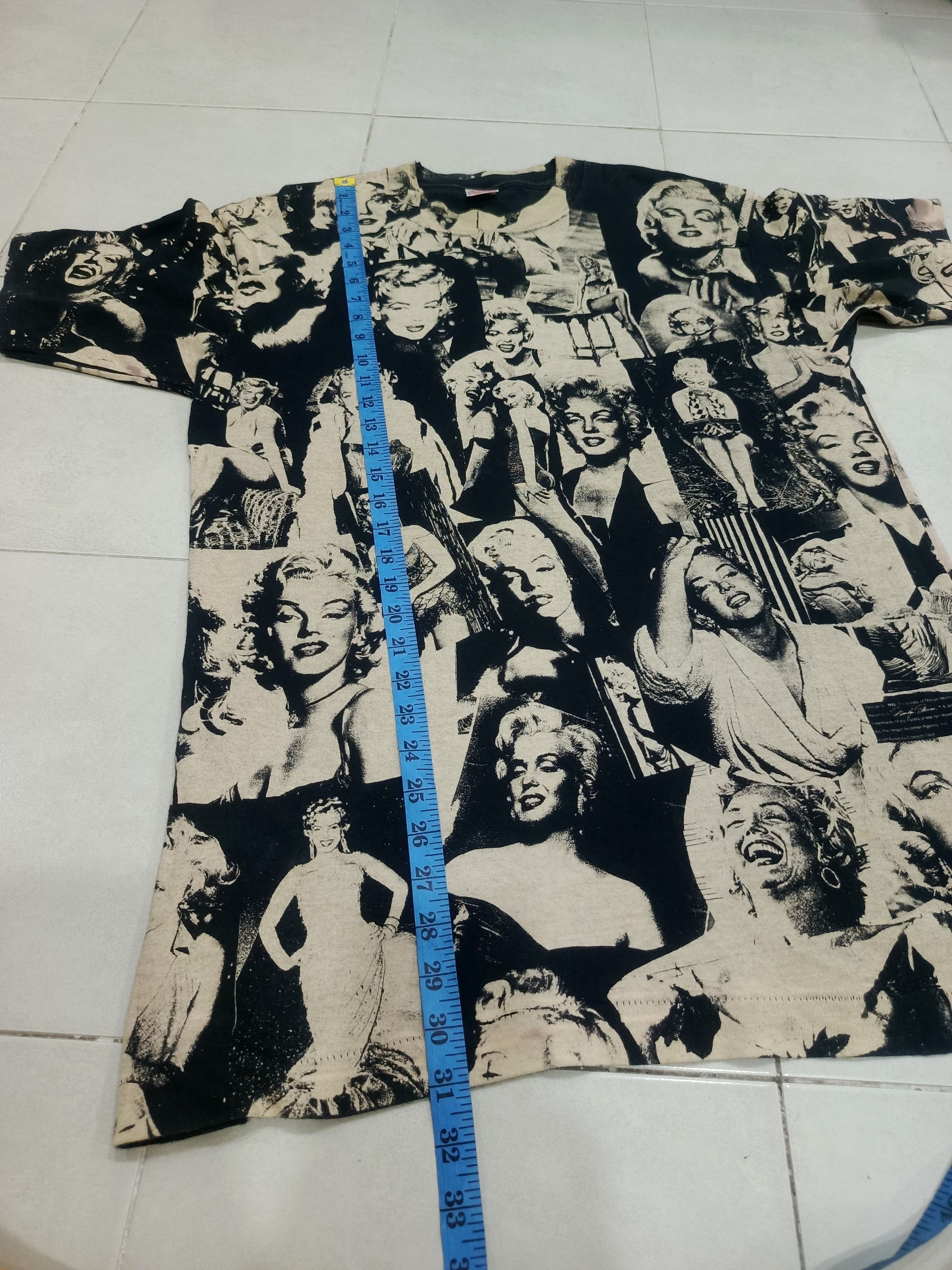 Vintage Marilyn Monroe tshirts Size US L / EU 52-54 / 3 - 9 Thumbnail