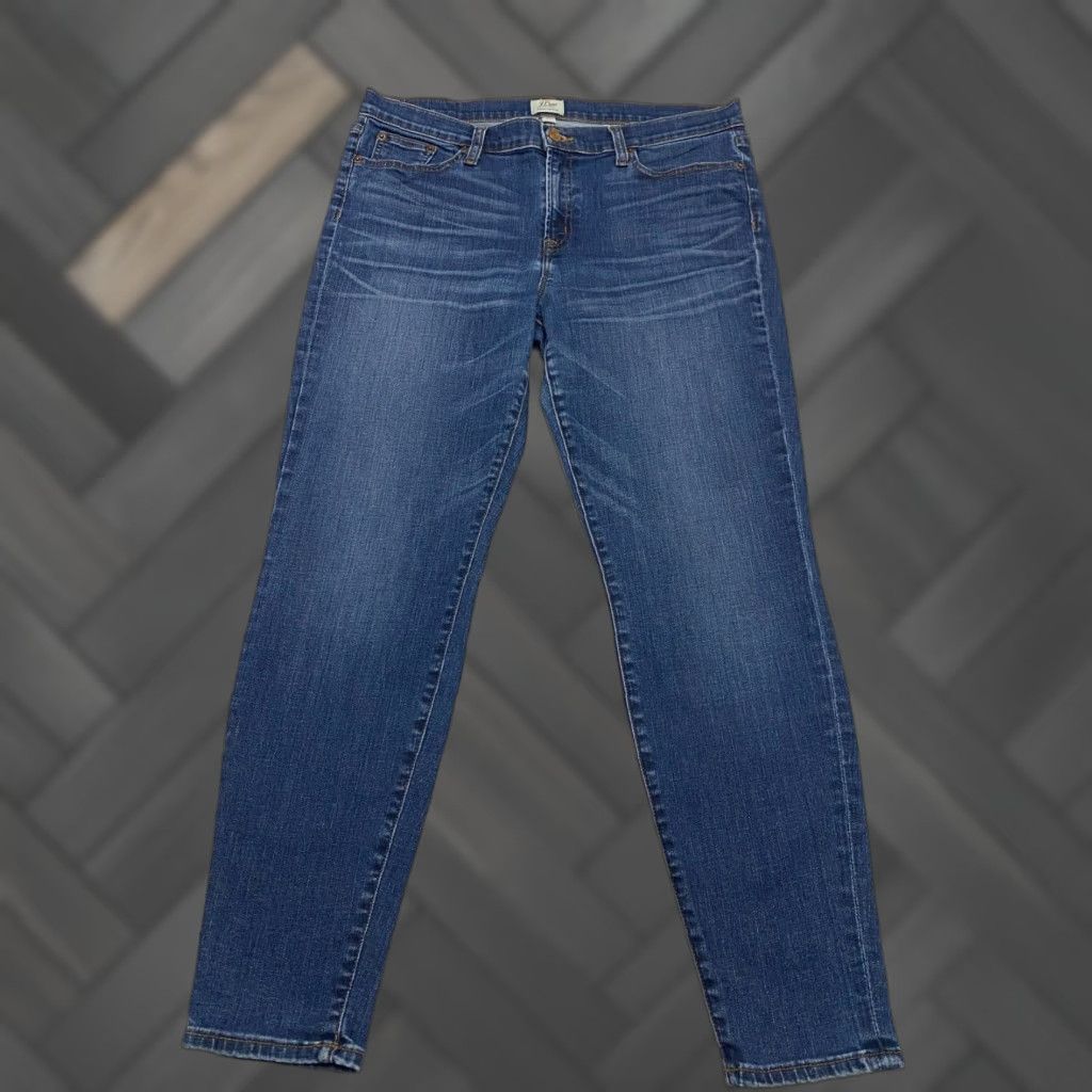 J.Crew J. Crew Jeans Women J.CREW Toothpick Skinny 5-Pocket Denim Blue Size 32 Medium Wash Stretch Womens Regular Size 24" / US 00 / IT 34 - 1 Thumbnail