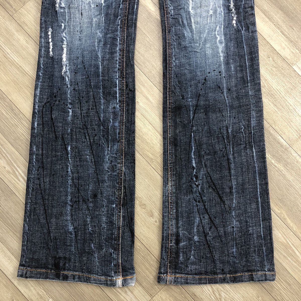 Japanese Brand 2000s Antfui Distressed Painted Lgb Goa Bootcut Flared Jeans Size US 28 / EU 44 - 8 Thumbnail