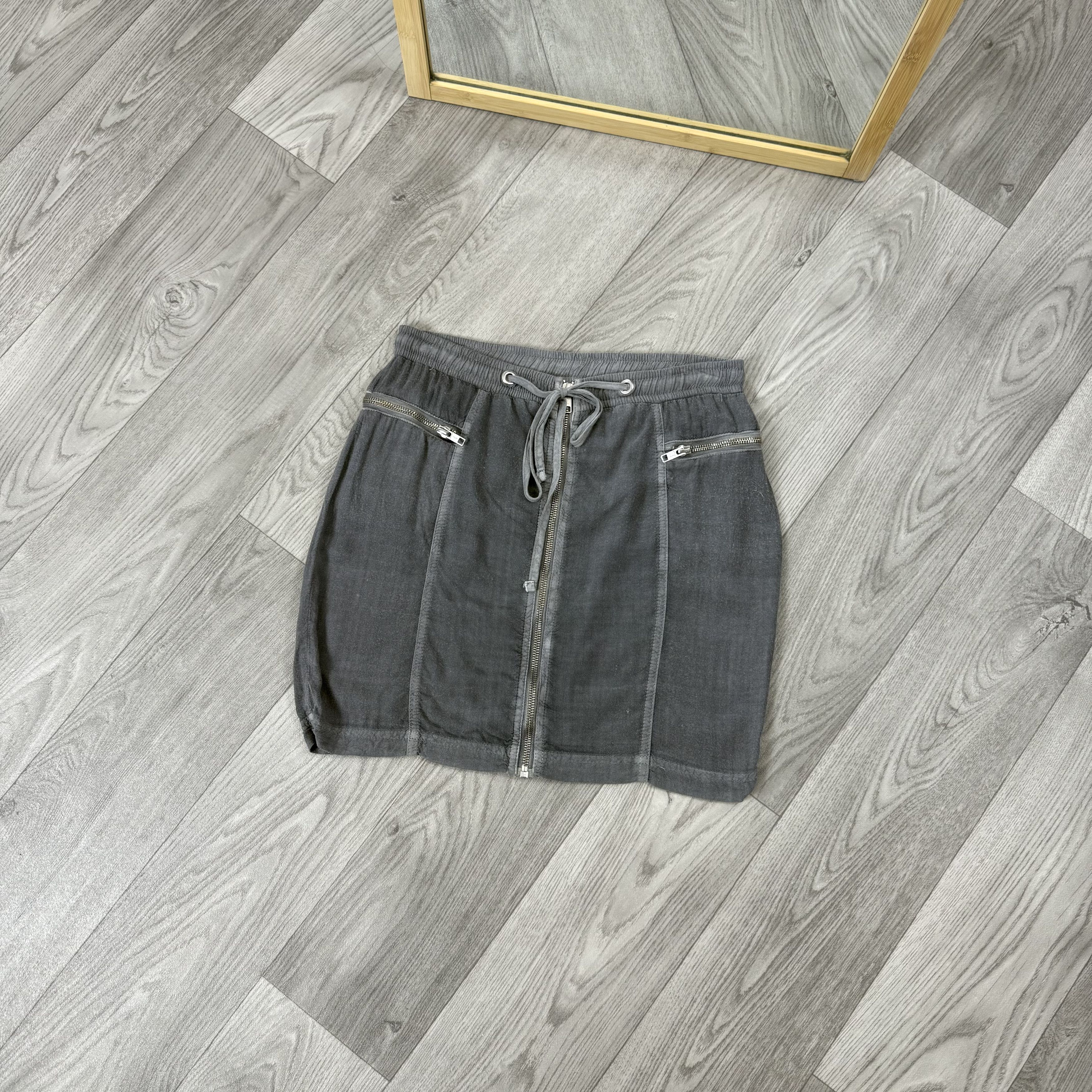 Vintage Vintage Grunge Avantgarde Y2K Grey Mini Skirt Size 26" / US 2 / IT 38 - 1 Thumbnail