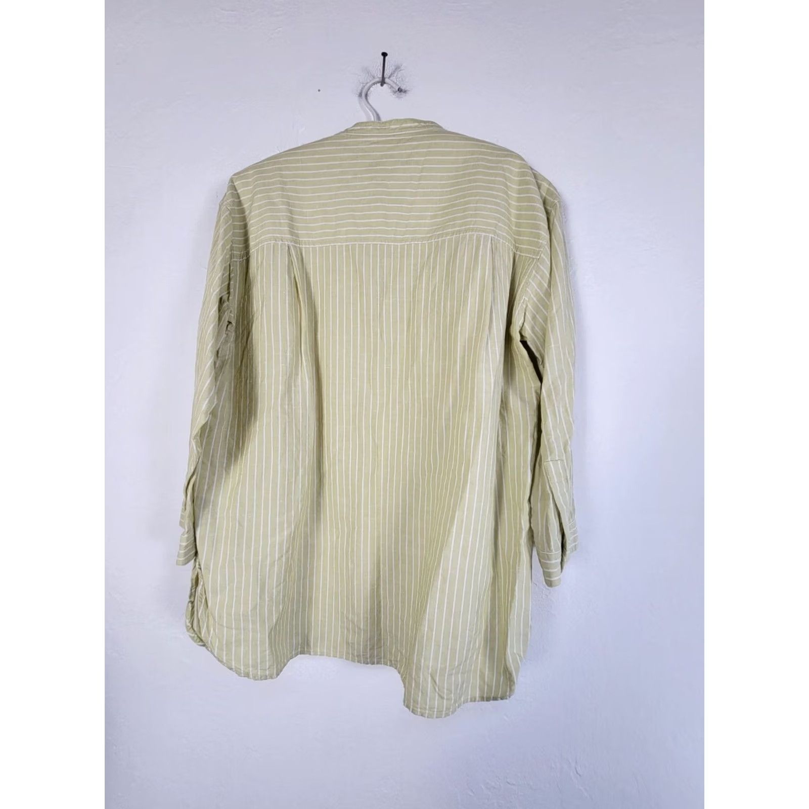 Uniqlo Uniqlo Womens Green White Striped Linen Blend Band Collar 3/4 Sleeve Shirt Large - Vintage - - Size L / US 10 / IT 46 - 2 Thumbnail