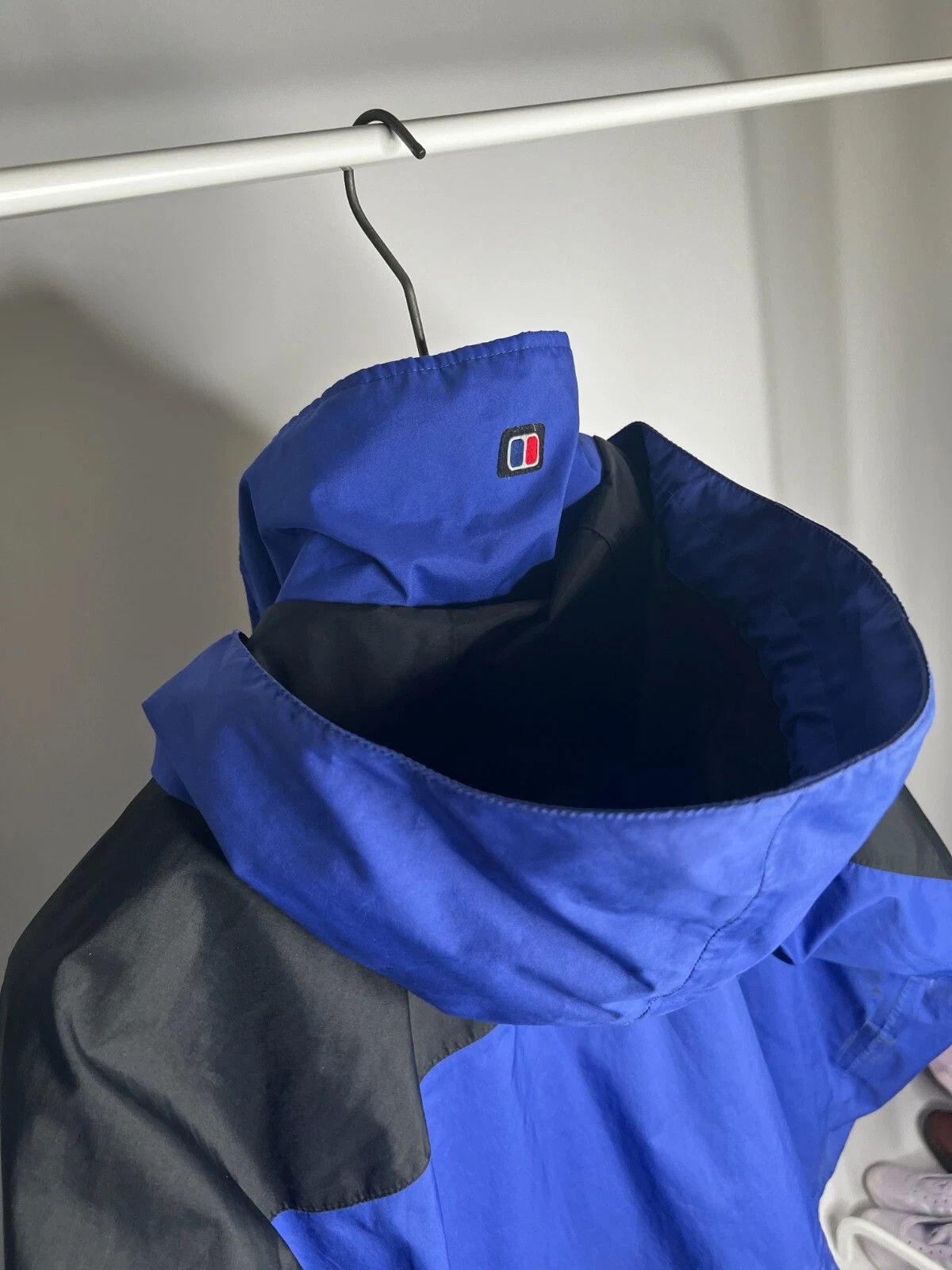Berghaus Vintage Berghaus DriAqua Technology Outdoor Jacket Size US M / EU 48-50 / 2 - 12 Thumbnail
