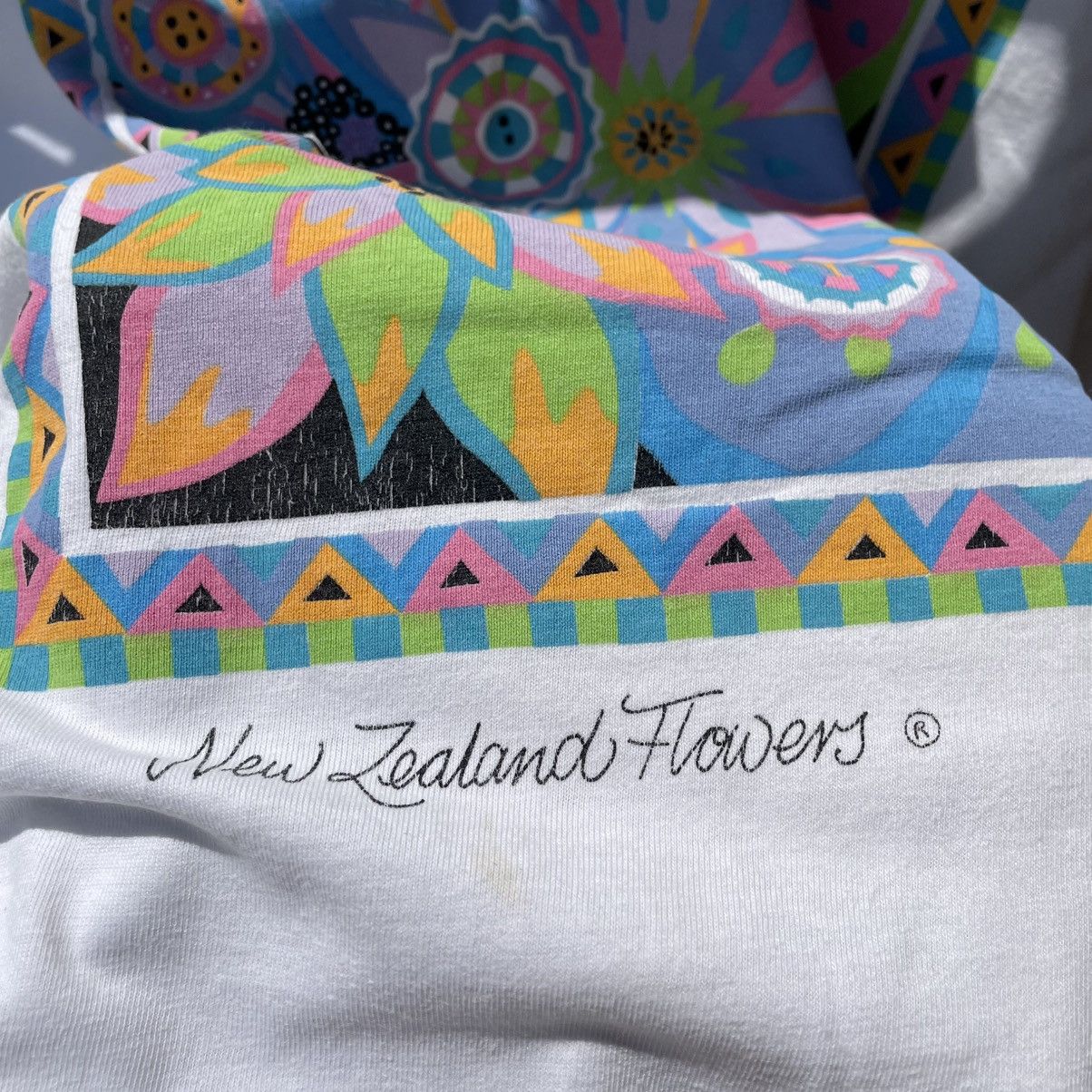 Designer × Vintage 🔥Vintage 90s Bec Pierce New Zealand Pop Art Flower Tee Size US L / EU 52-54 / 3 - 5 Thumbnail