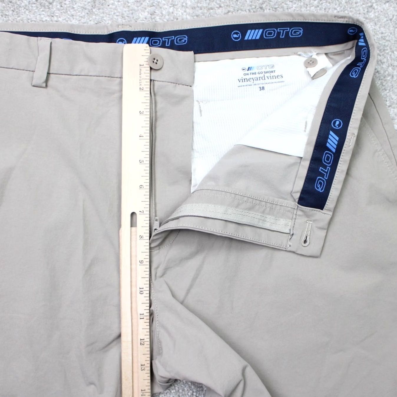 Vineyard Vines VINEYARD VINES OTG Shorts Mens 38 Beige 9" On the Go Performance Stretch Chino Casual Regular Inseam 9" Size US 38 / EU 54 - 7 Thumbnail