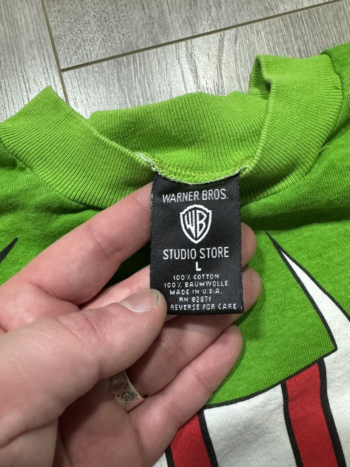 Warner Bros Vintage 1998 Marvin the Martian “Unworldly” AOP TShirt Size US L / EU 52-54 / 3 - 5 Thumbnail