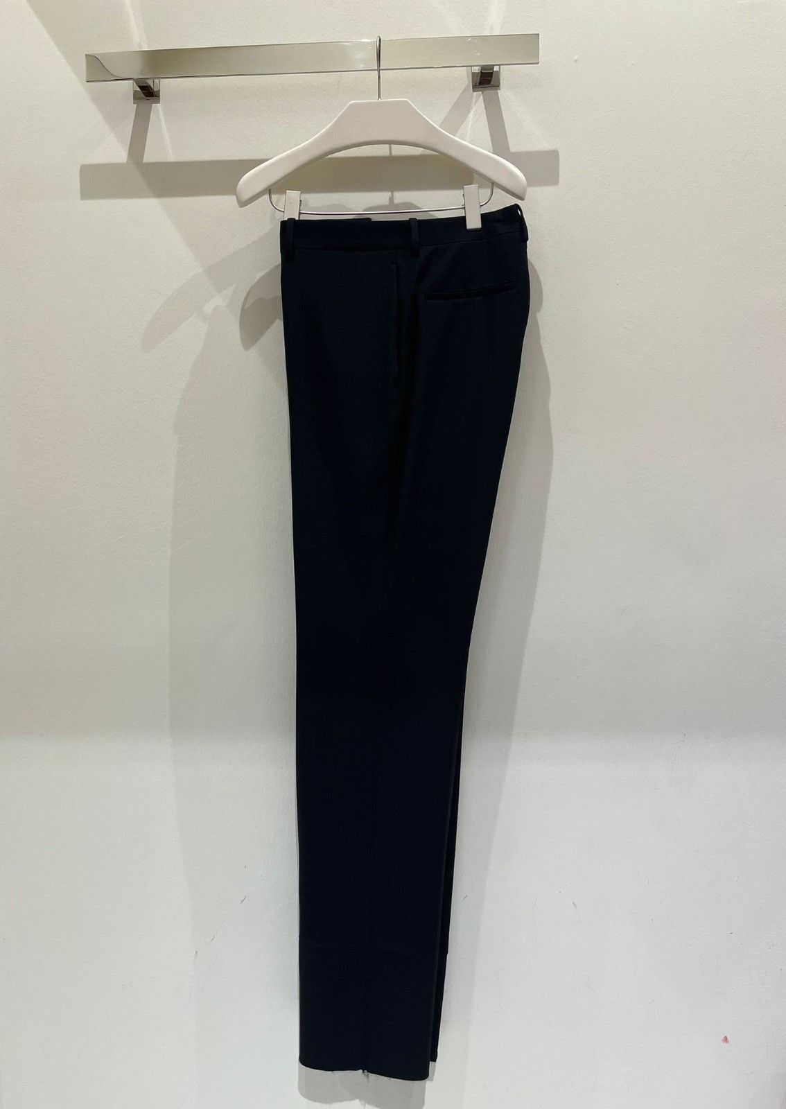 Salvatore Ferragamo o1s1rm1224 Trouser in Navy Blue Size US 32 / EU 48 - 1 Preview