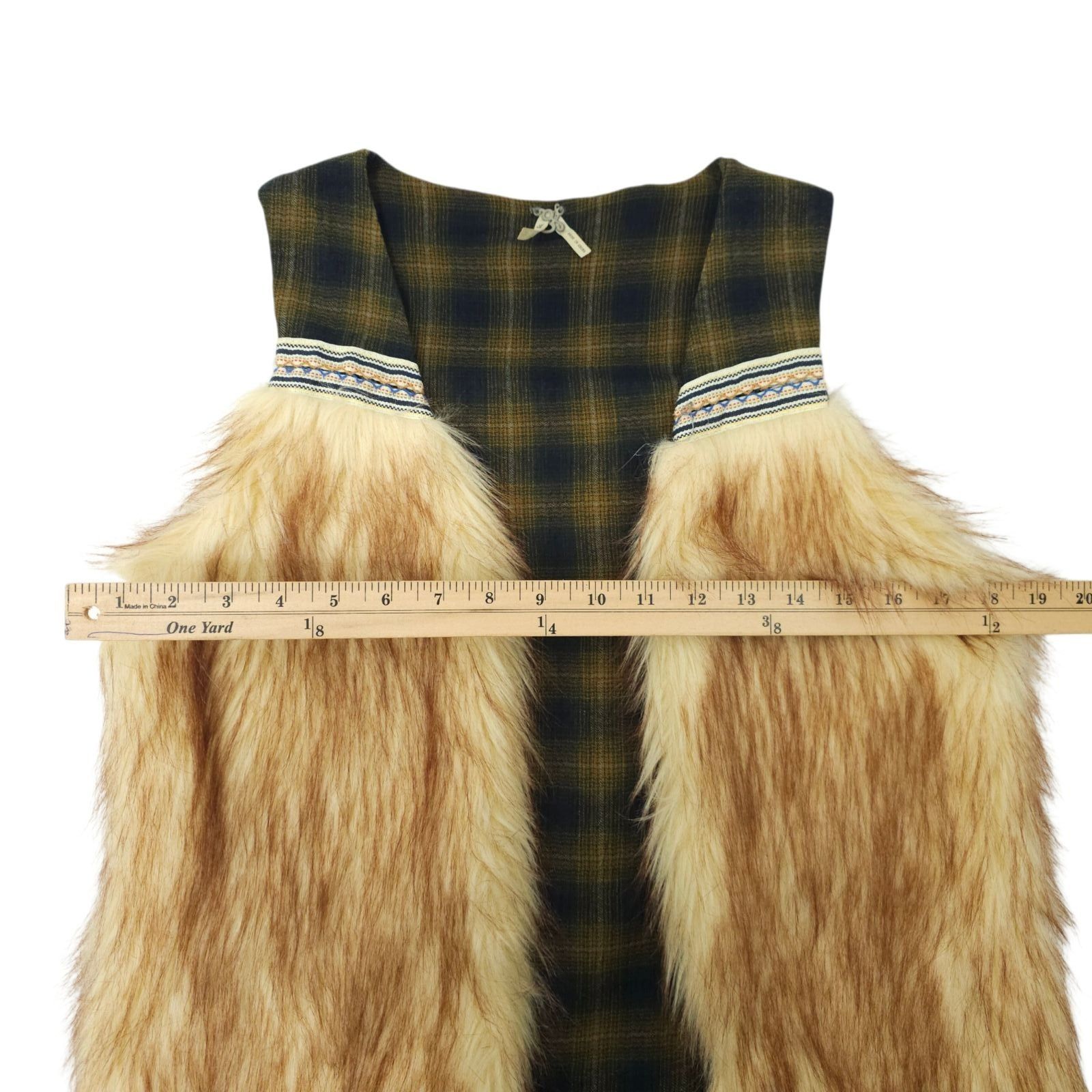 BKE BKE Gimmicks Faux Fur Vest S Brown Green Plaid Boho Shaggy Size S / US 4 / IT 40 - 3 Thumbnail