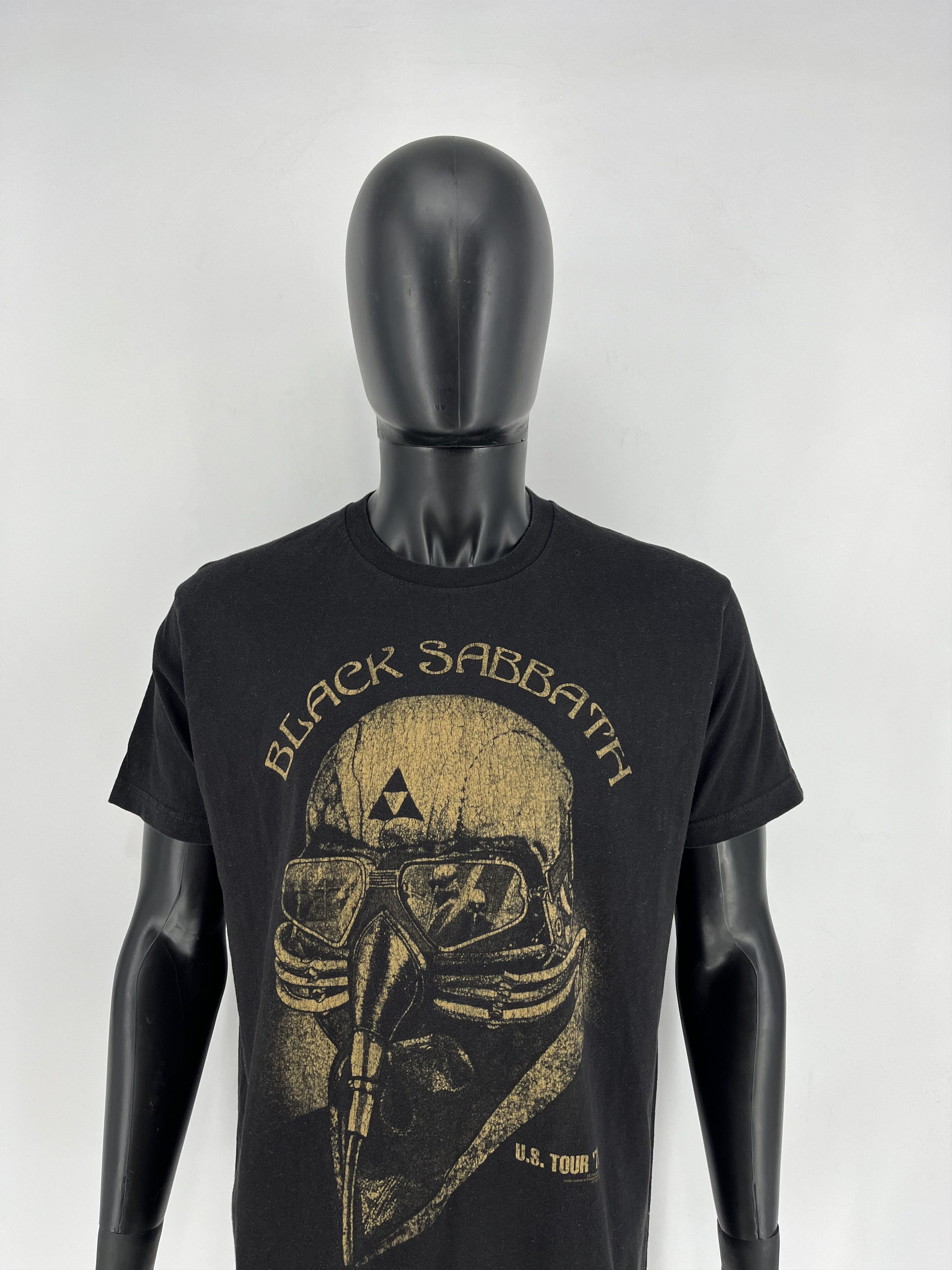 Band Tees Vintage Black Sabbath Big Logo Y2K T-Shirt Band Rock Metal Size US L / EU 52-54 / 3 - 1 Thumbnail