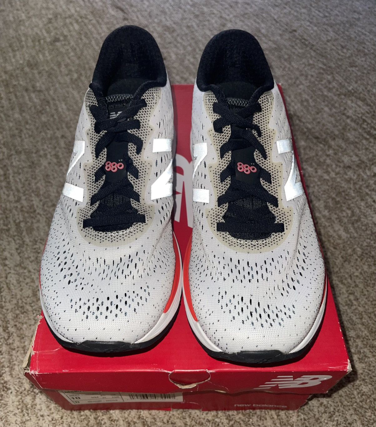 New Balance DS NEW BALANCE 880 RUNNING SHOES SIZE 10 Size US 10 / EU 43 - 4 Thumbnail